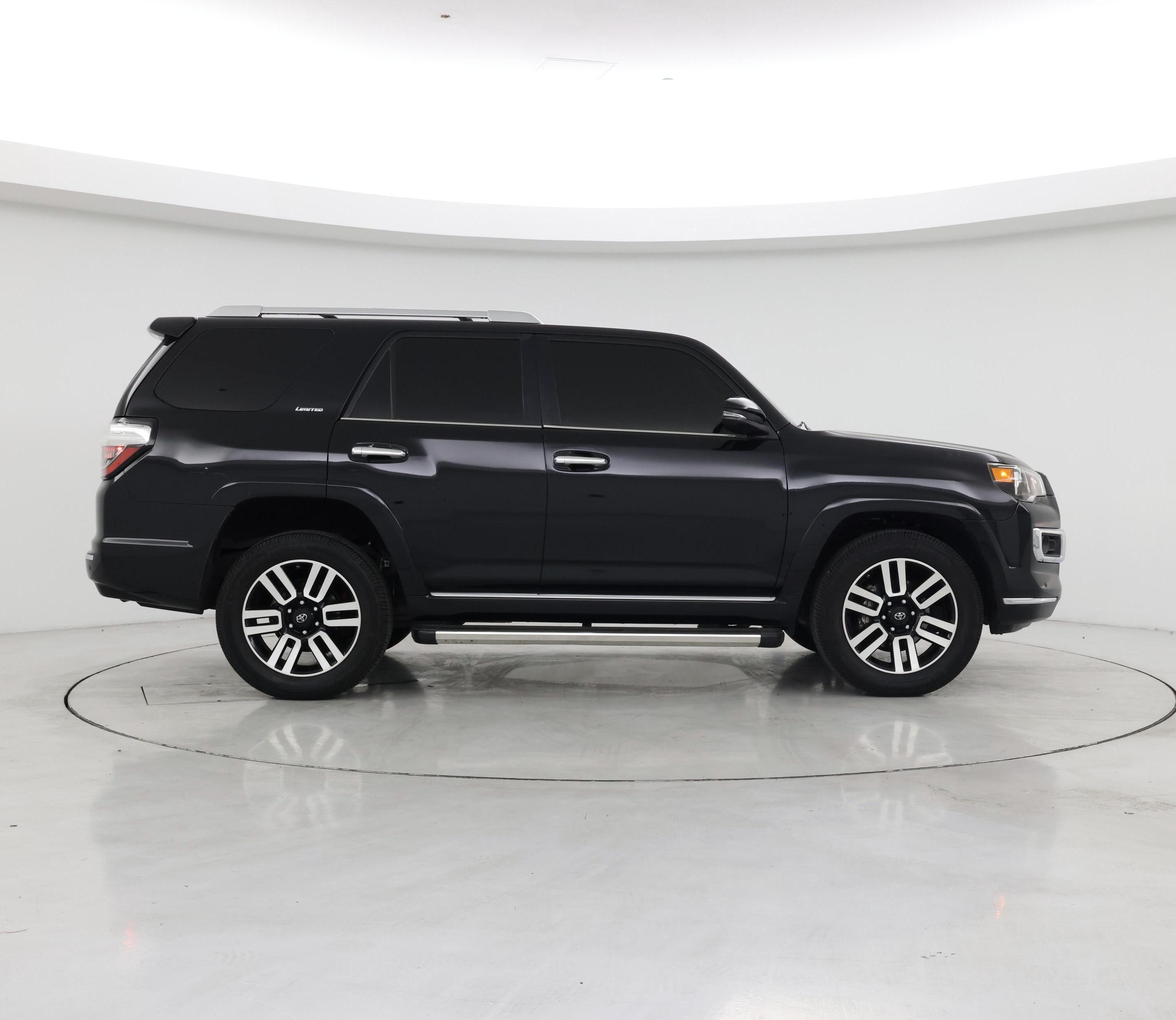 Thumbnail: 2019 Toyota 4Runner - 7