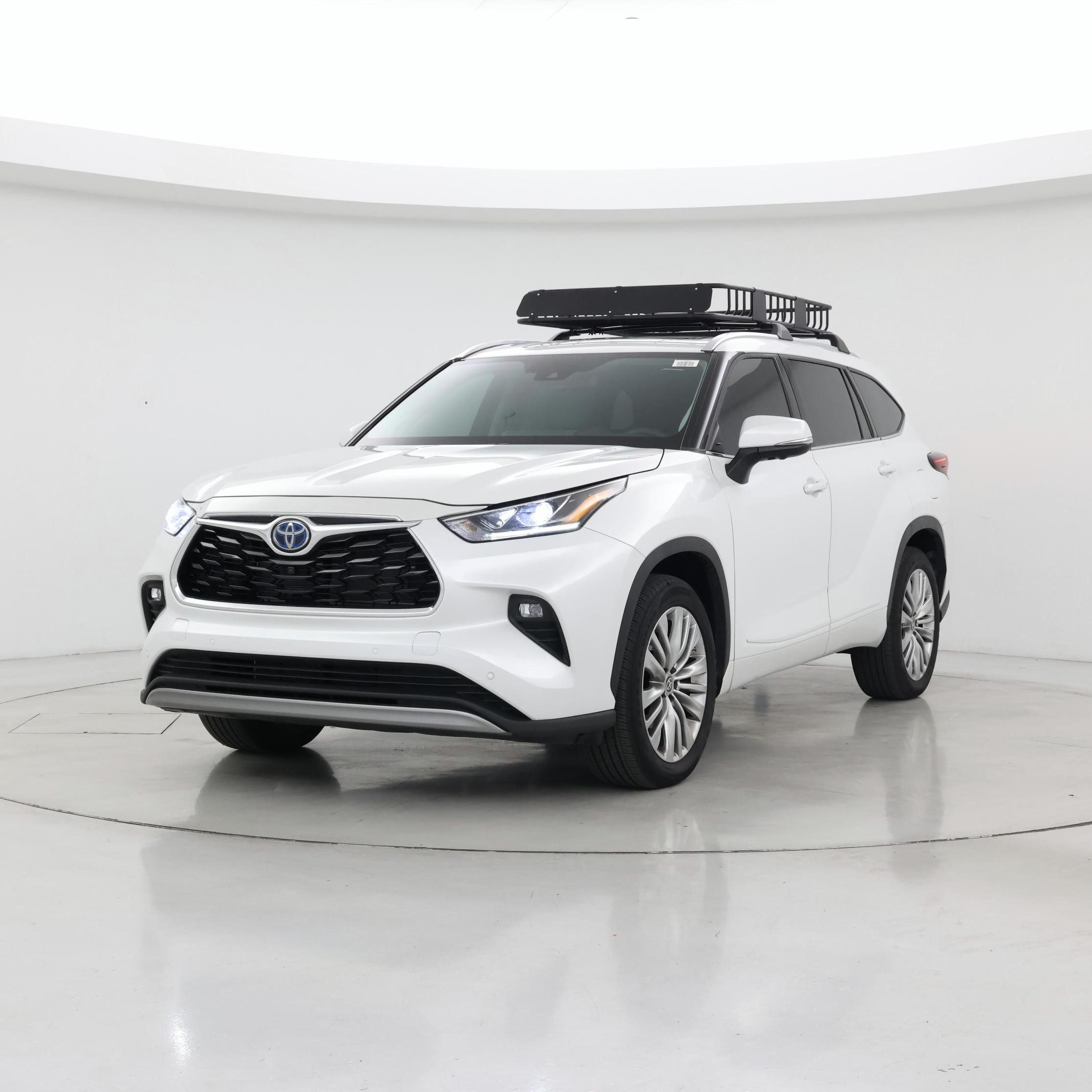Thumbnail: 2024 Toyota Highlander - 4