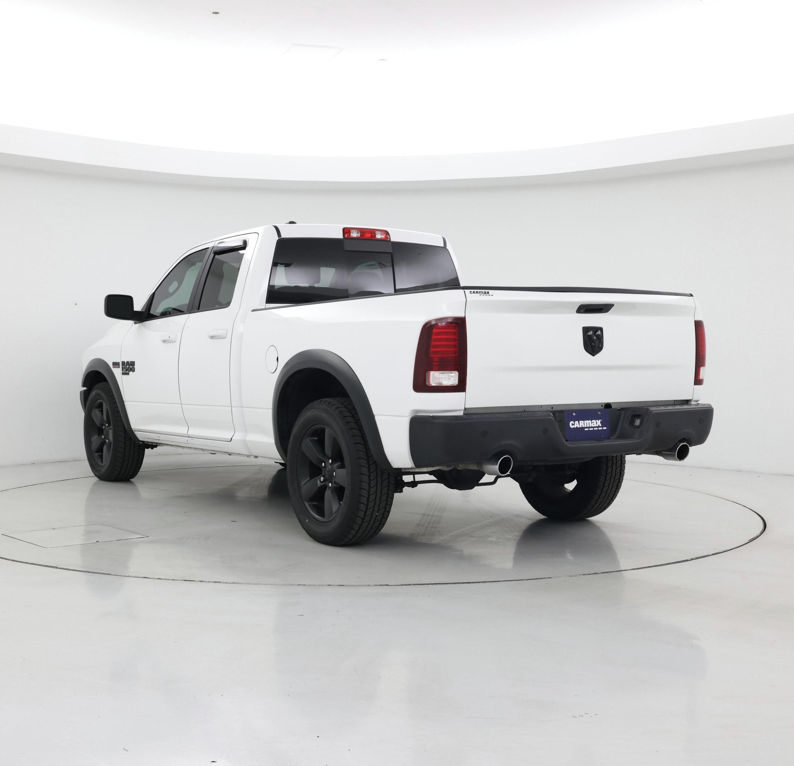Thumbnail: 2019 RAM 1500 Classic - 2