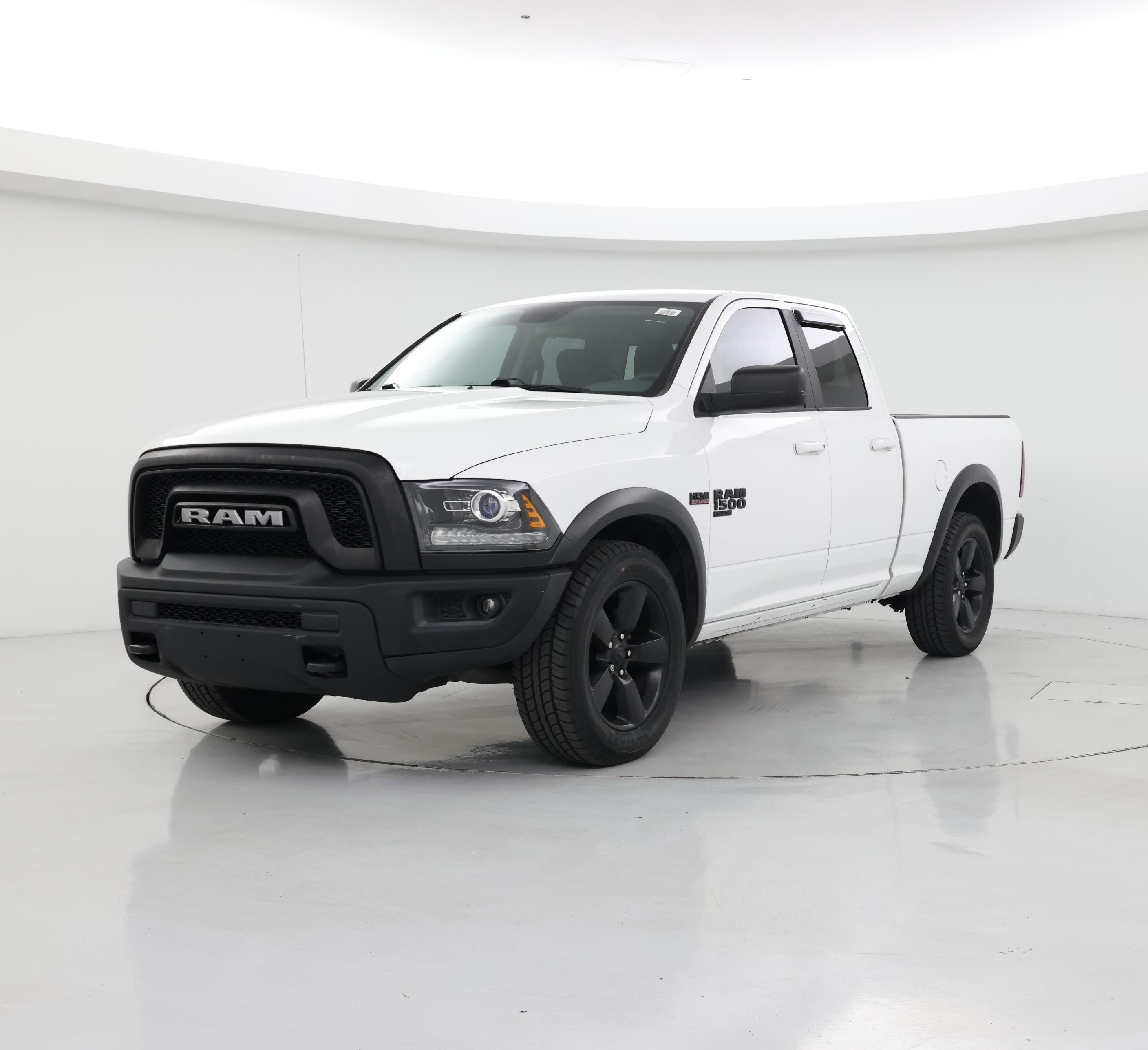 Thumbnail: 2019 RAM 1500 Classic - 4