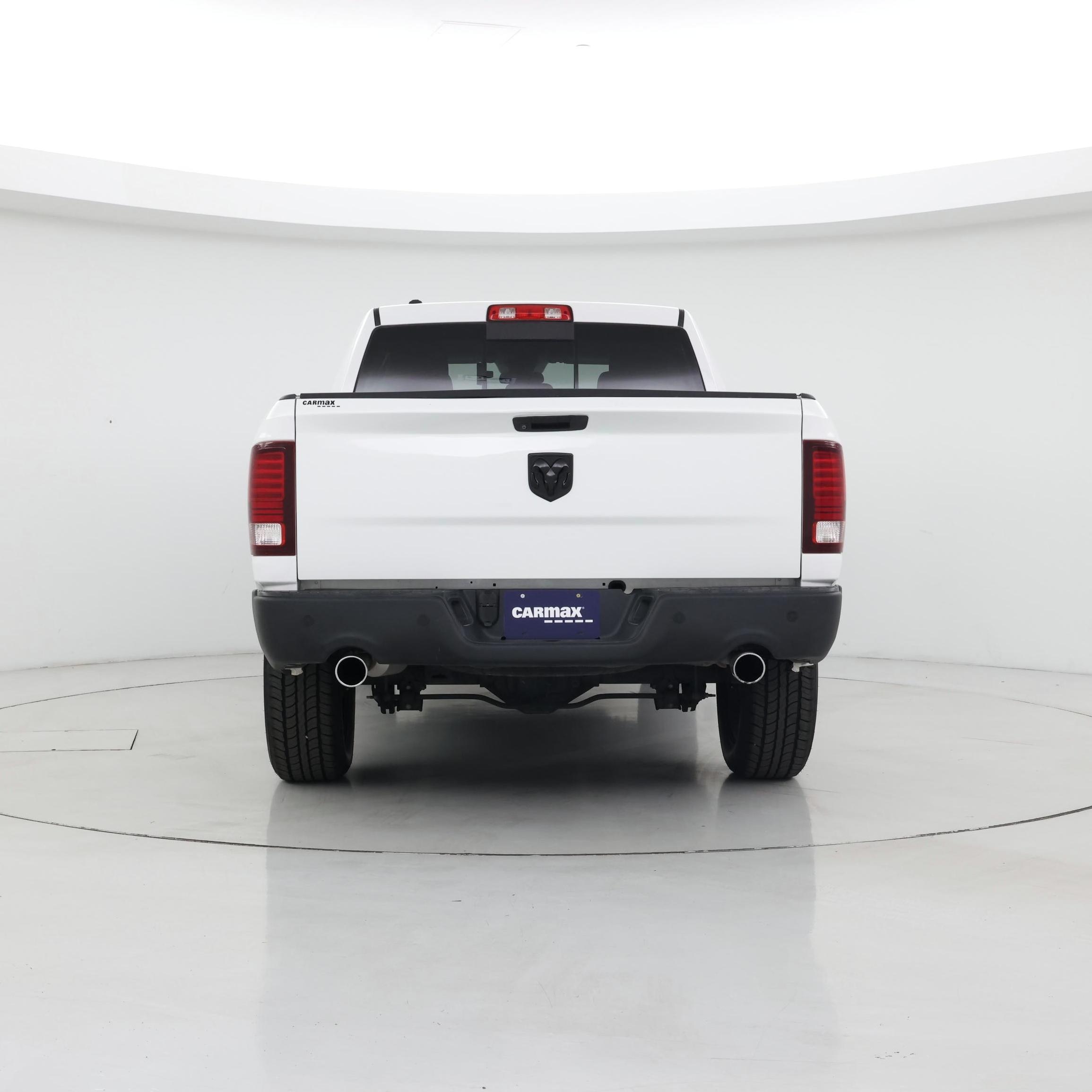 Thumbnail: 2019 RAM 1500 Classic - 6