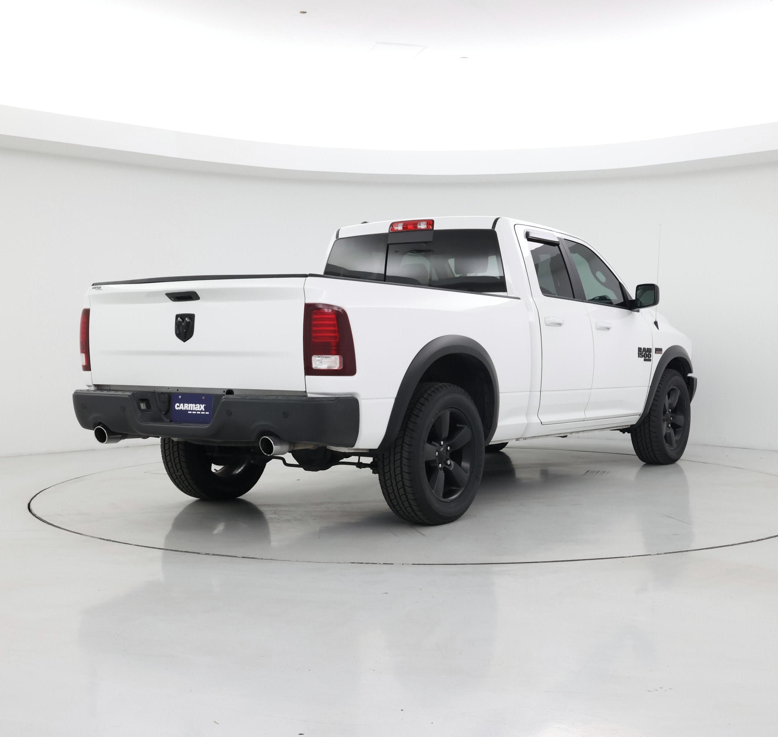 Thumbnail: 2019 RAM 1500 Classic - 8