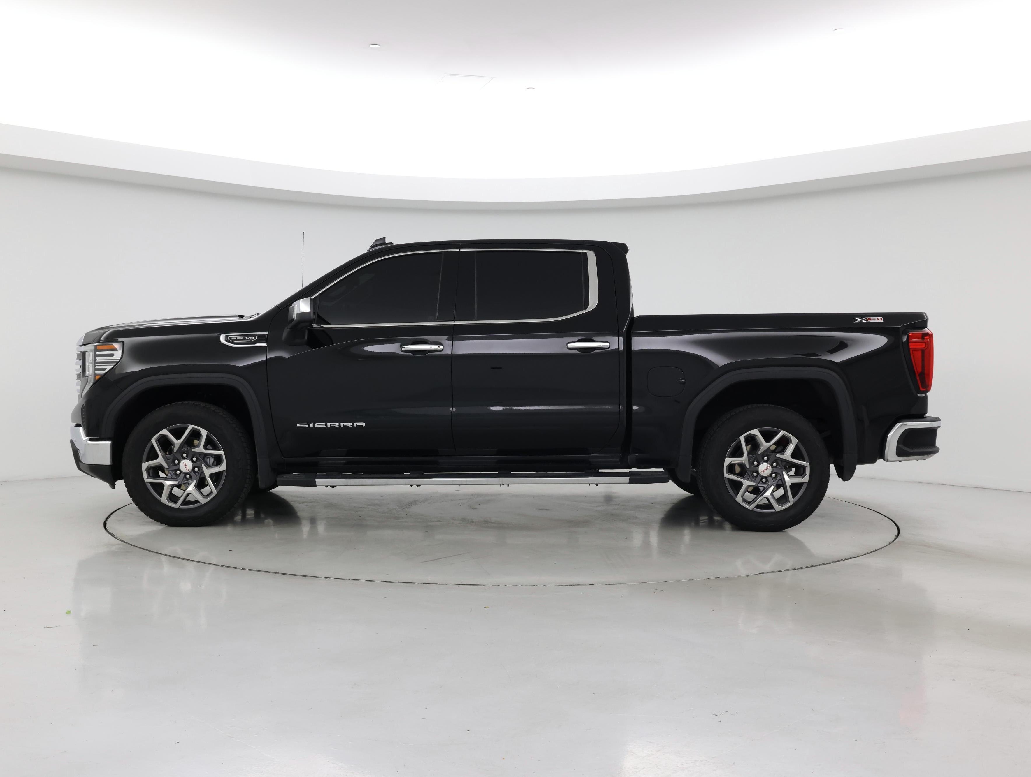 Thumbnail: 2022 GMC Sierra 1500 - 3