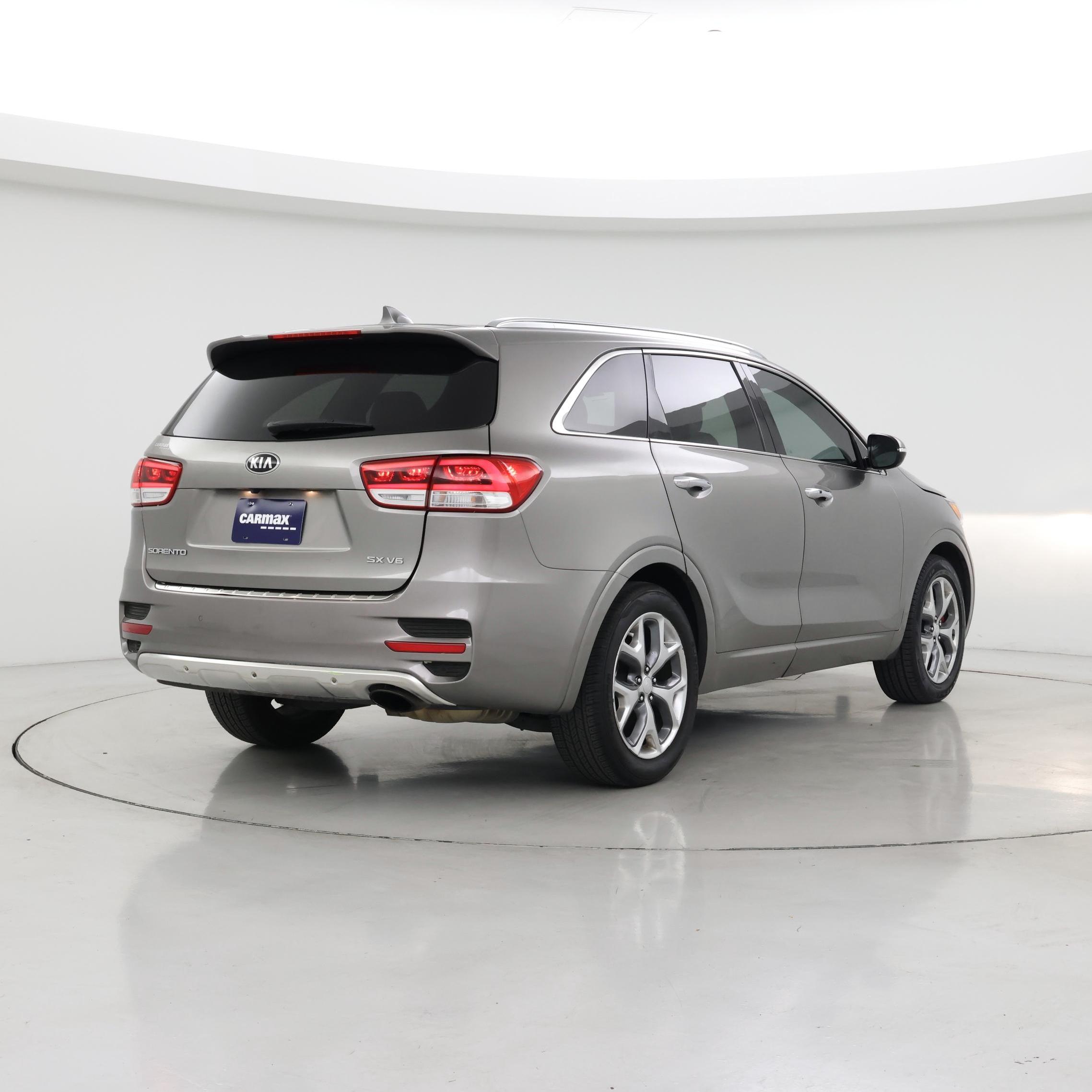 Thumbnail: 2018 Kia Sorento - 8