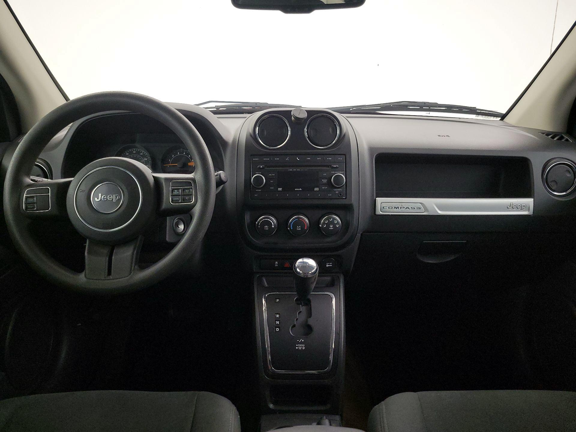 Thumbnail: 2014 Jeep Compass - 9