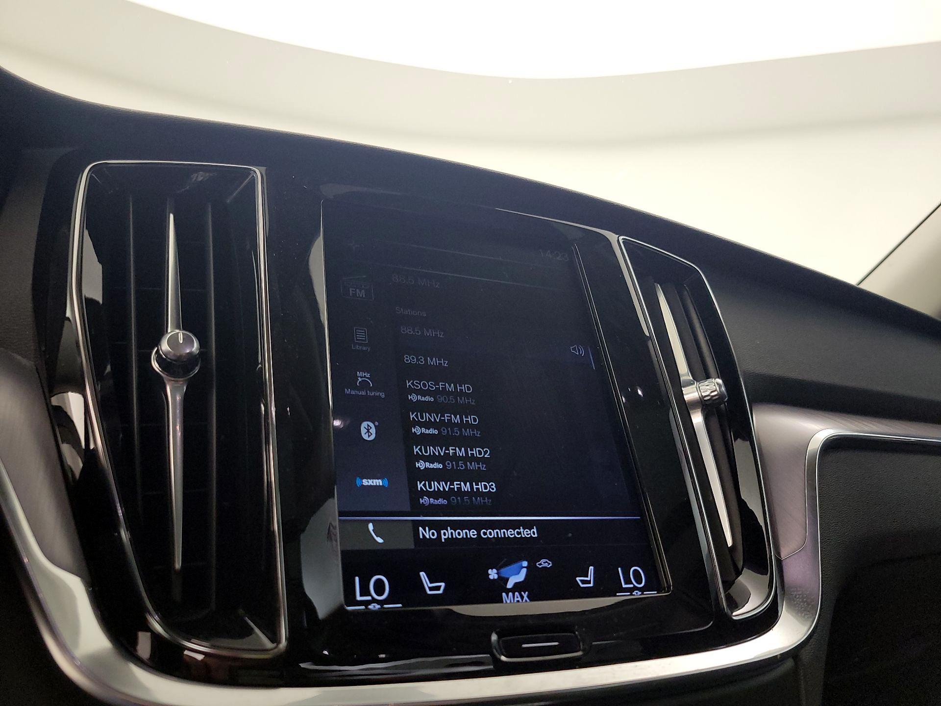 Thumbnail: 2019 Volvo S60 - 15