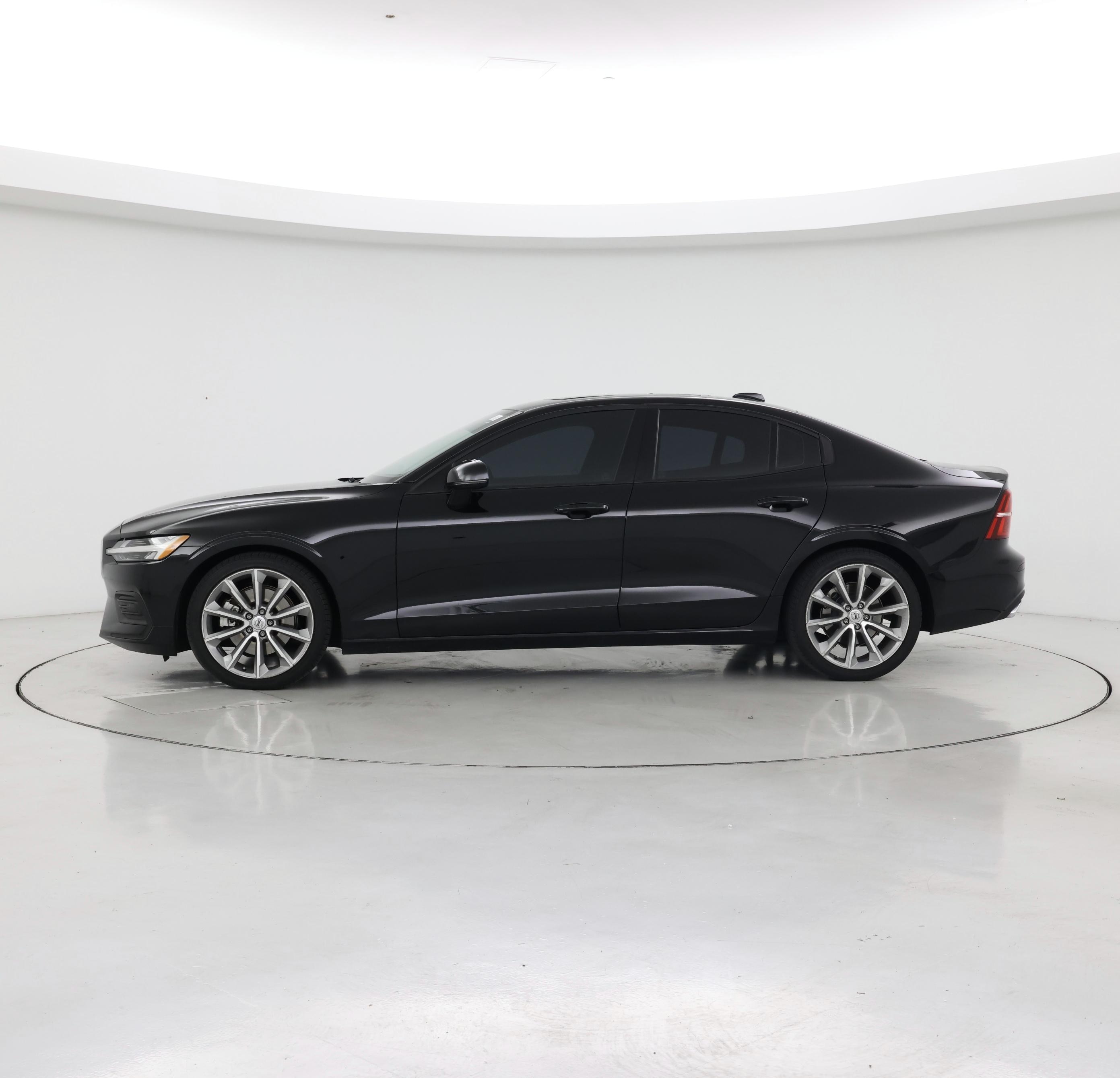 Thumbnail: 2019 Volvo S60 - 3