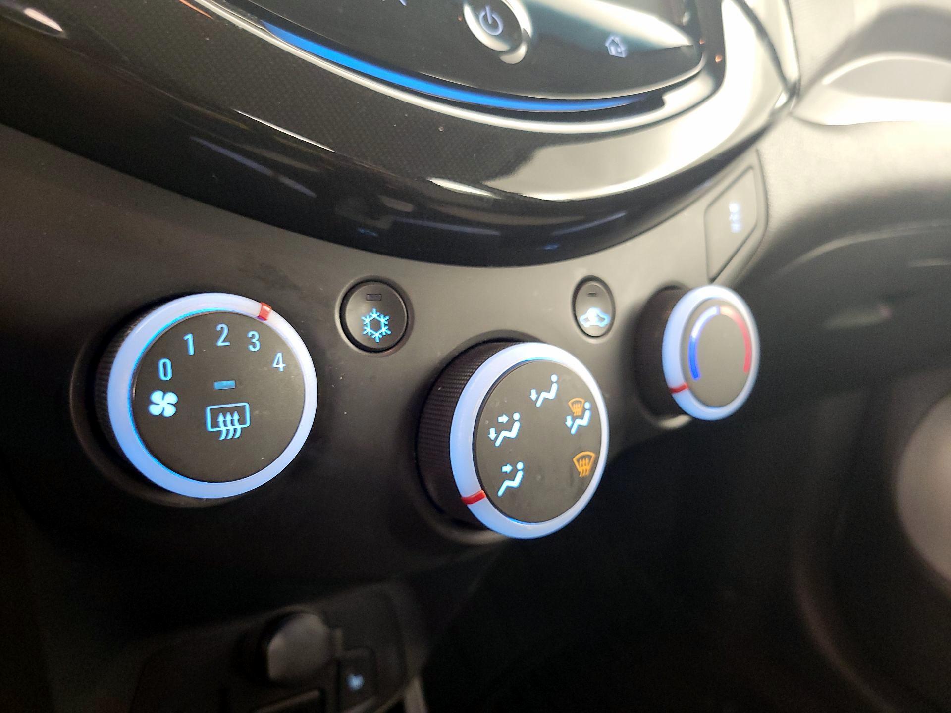 Thumbnail: 2015 Chevrolet Spark - 14