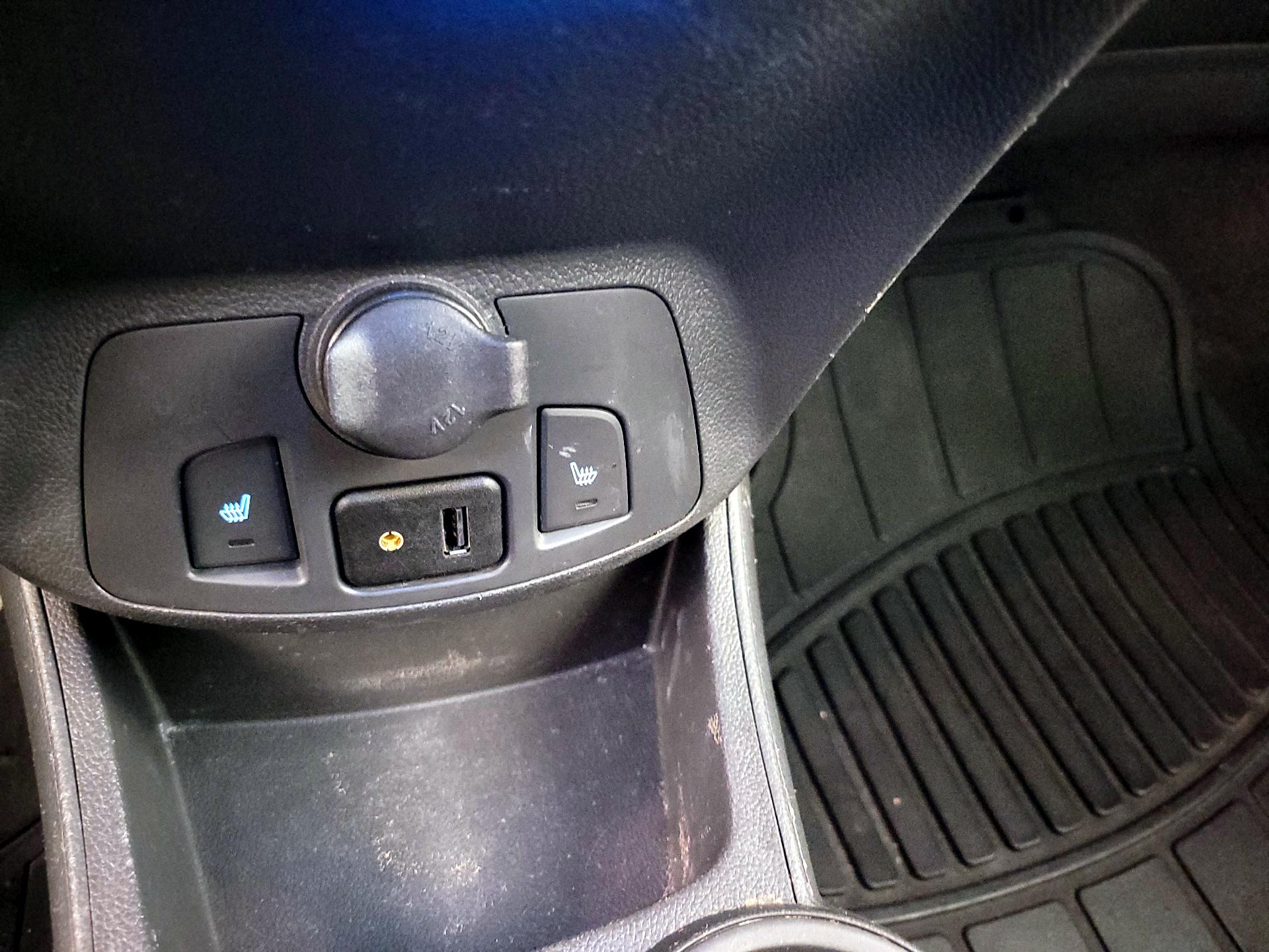 Thumbnail: 2015 Chevrolet Spark - 16
