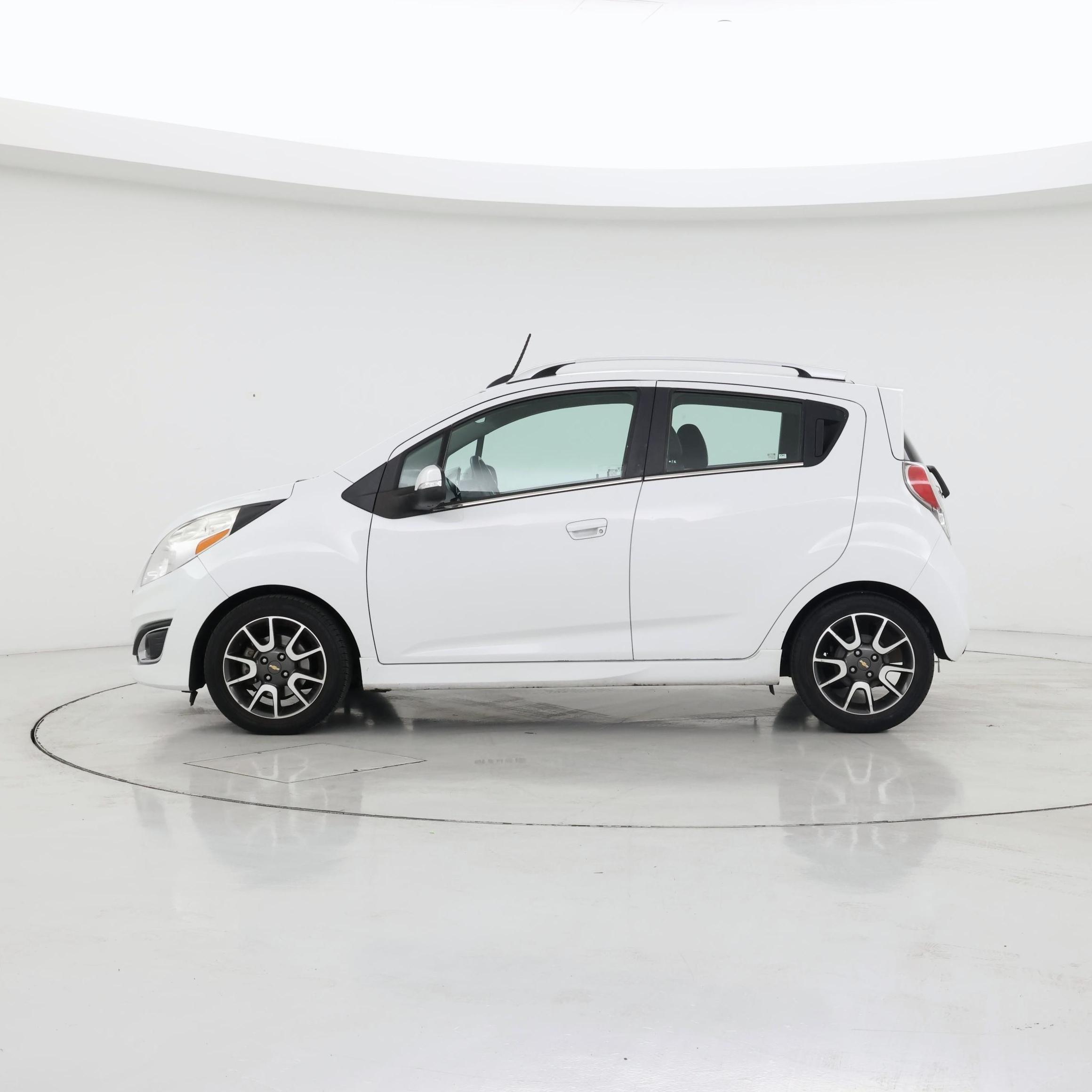 Thumbnail: 2015 Chevrolet Spark - 3