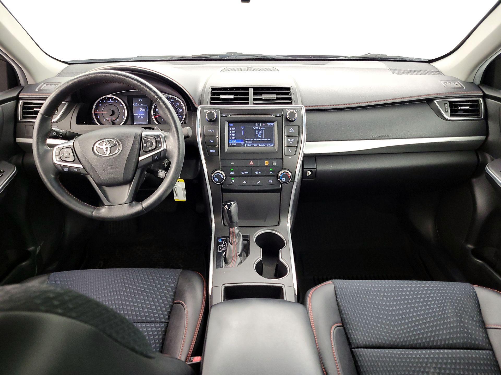 Thumbnail: 2015 Toyota Camry - 9