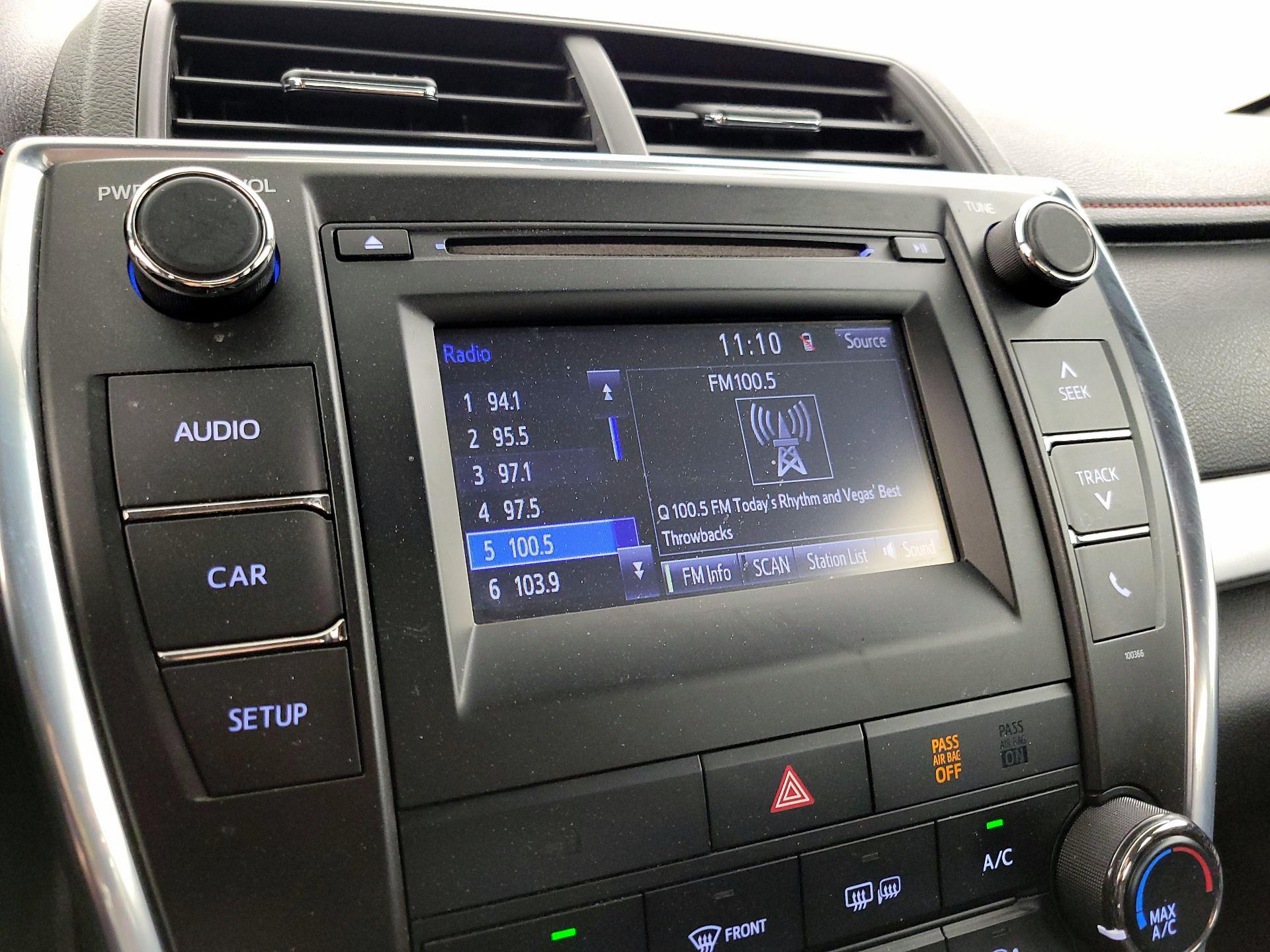 Thumbnail: 2015 Toyota Camry - 15