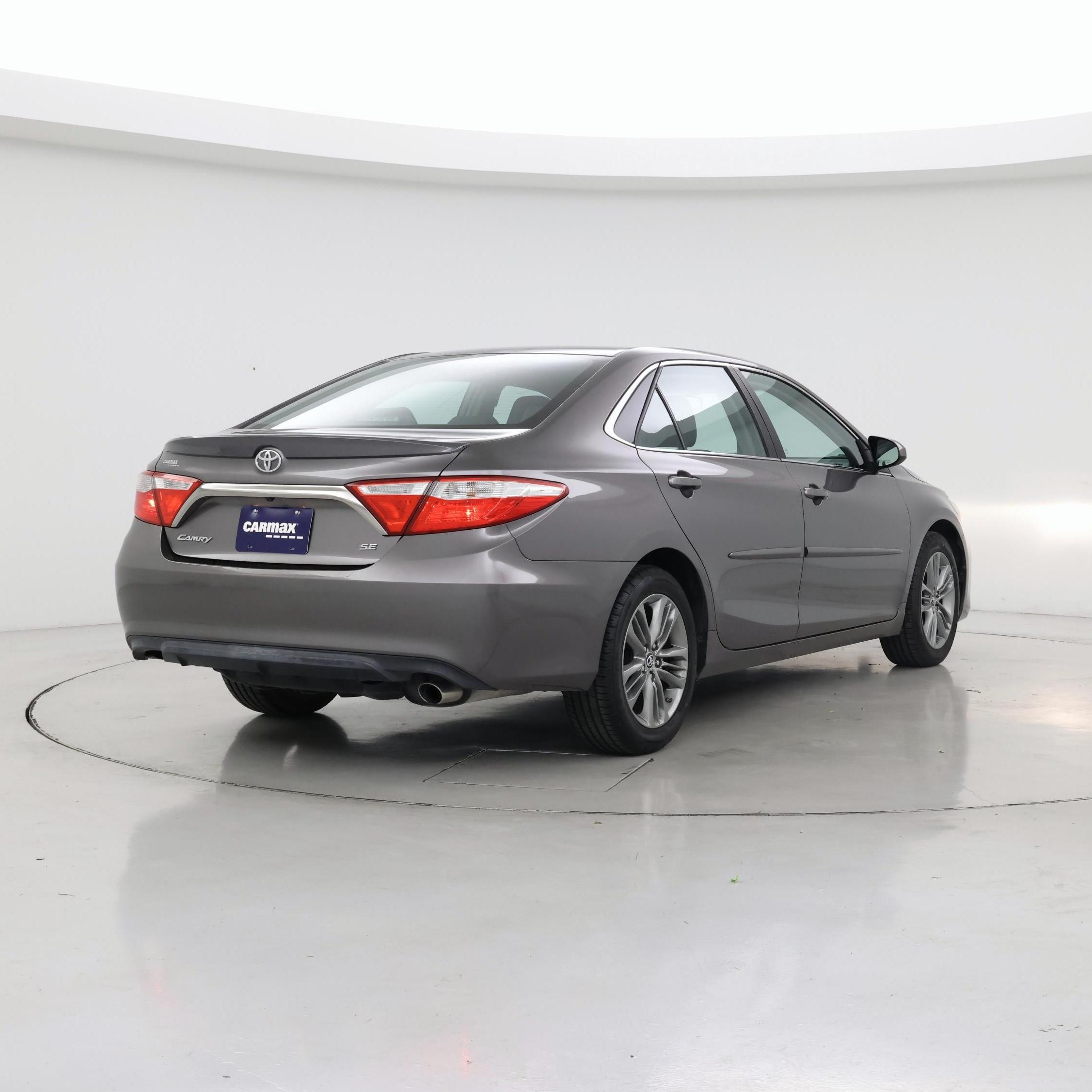 Thumbnail: 2015 Toyota Camry - 8