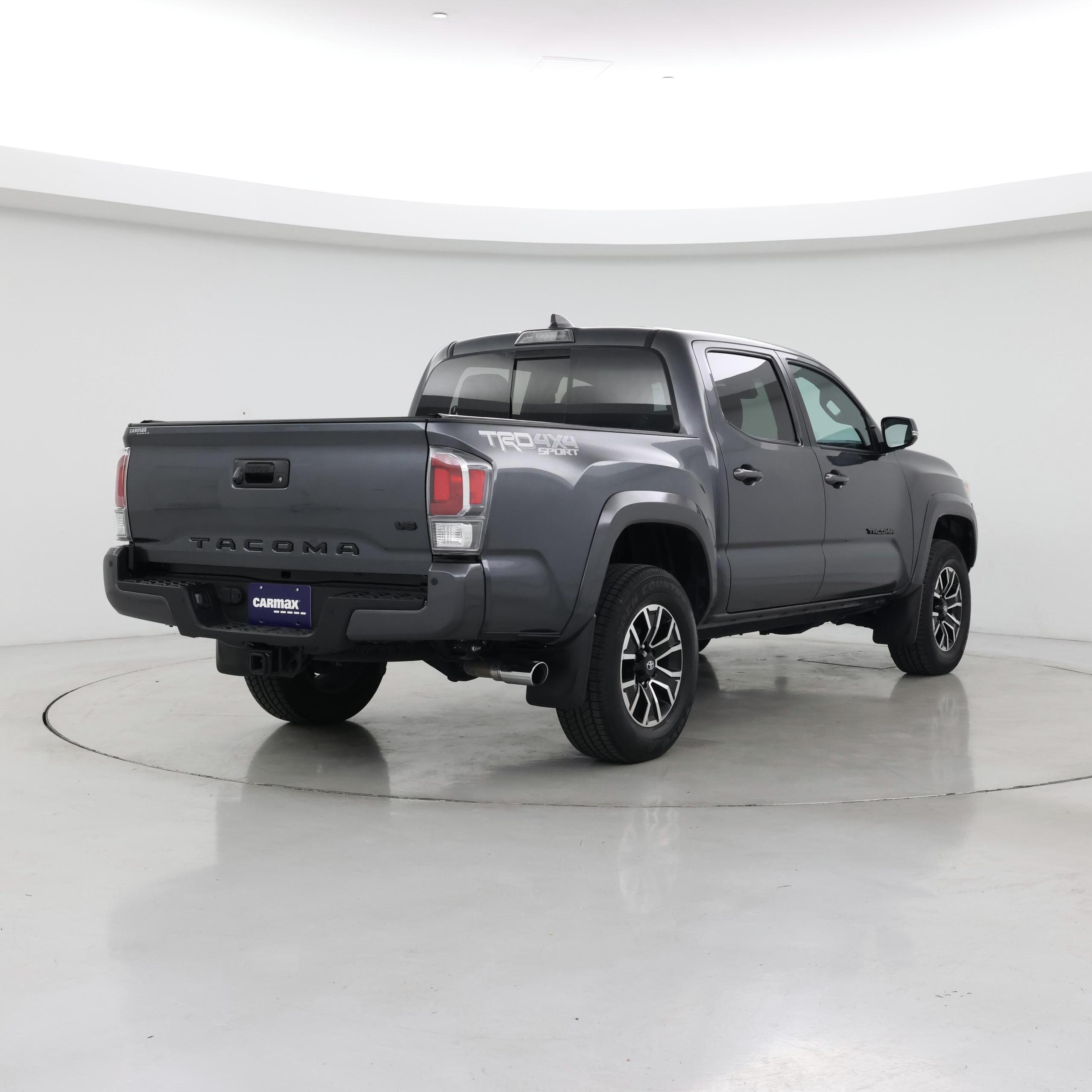 Thumbnail: 2022 Toyota Tacoma - 8