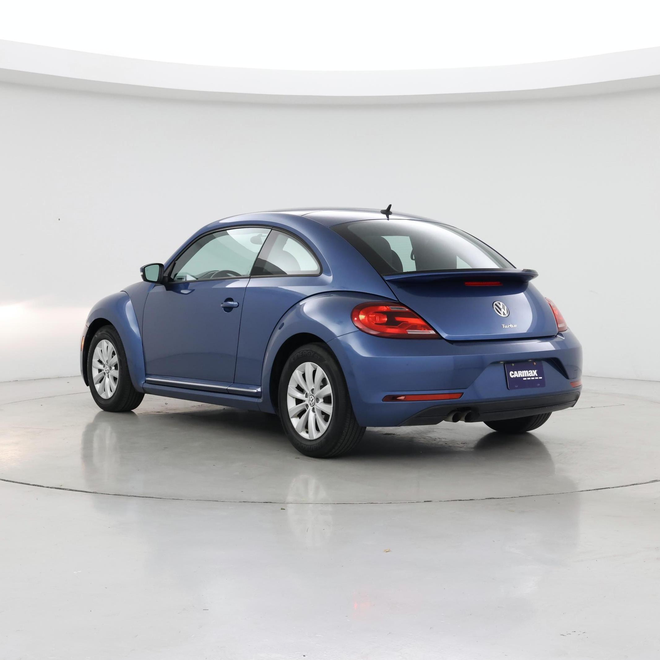 Thumbnail: 2019 Volkswagen Beetle - 2