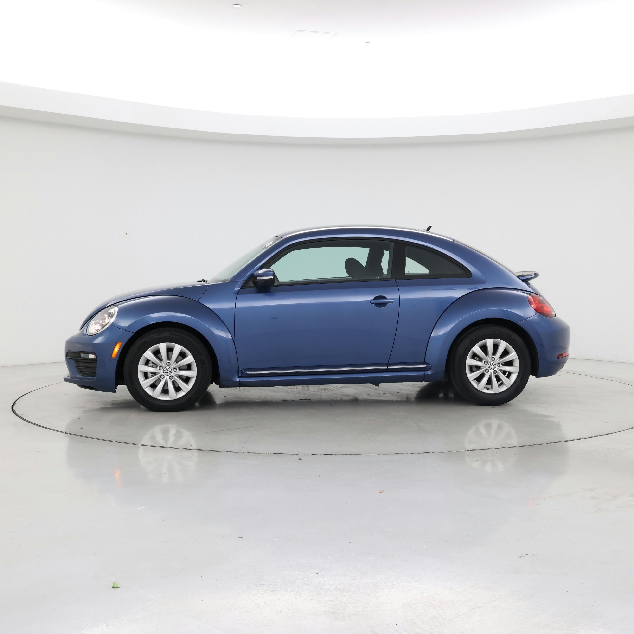 Thumbnail: 2019 Volkswagen Beetle - 3