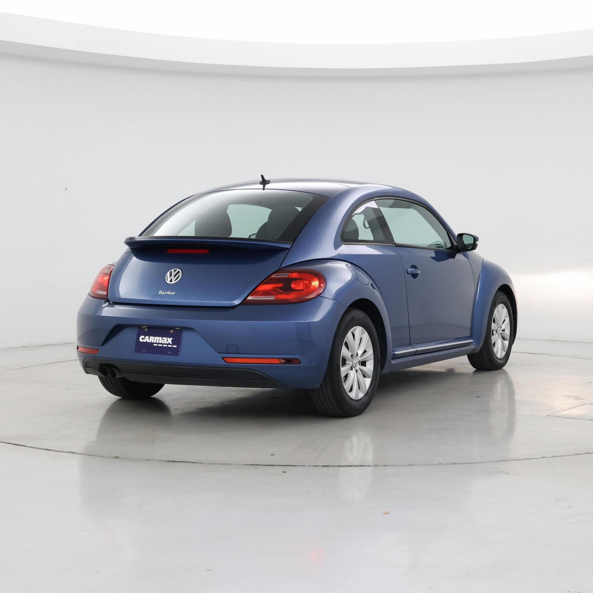 Thumbnail: 2019 Volkswagen Beetle - 8