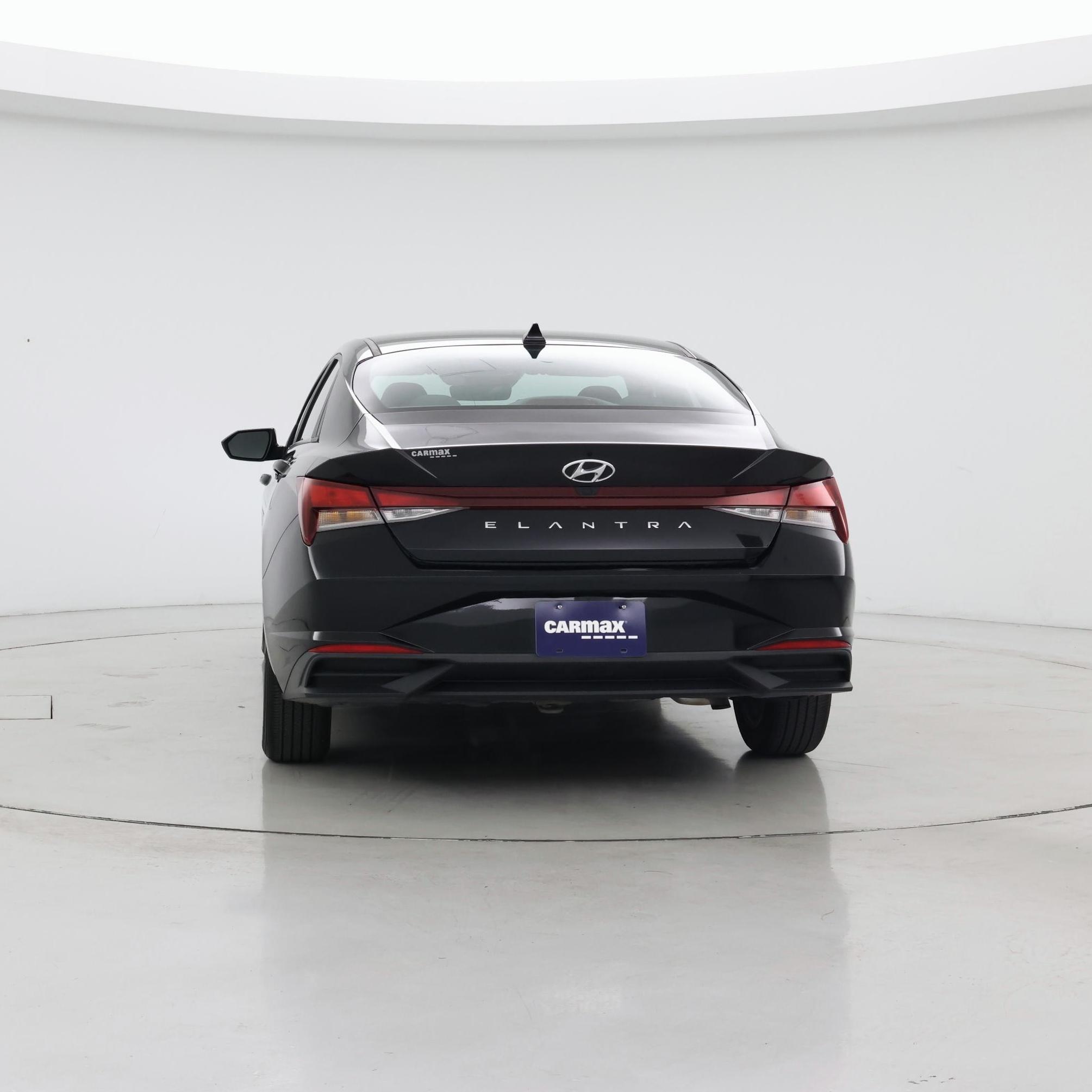 Thumbnail: 2023 Hyundai Elantra - 6