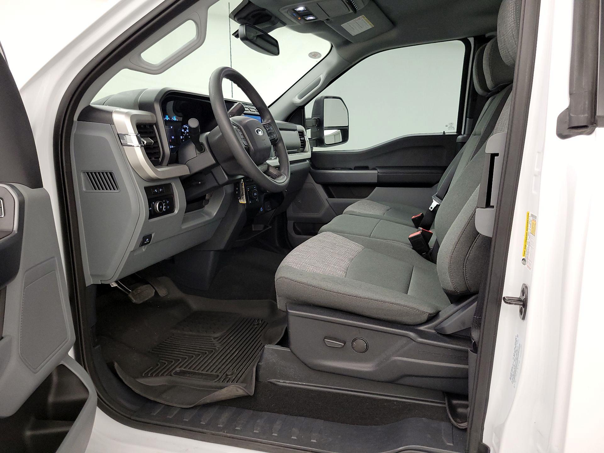 Thumbnail: 2023 Ford F-250 - 11
