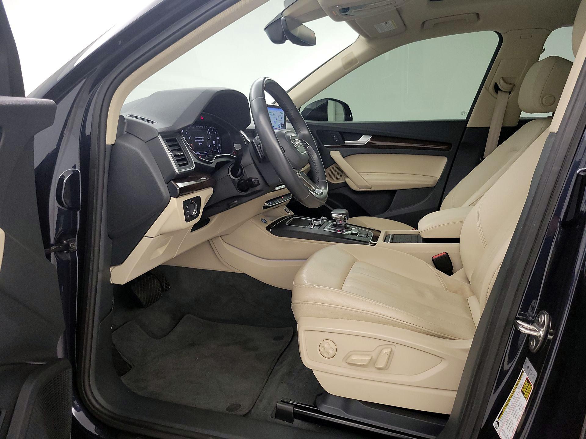 Thumbnail: 2019 Audi Q5 - 11