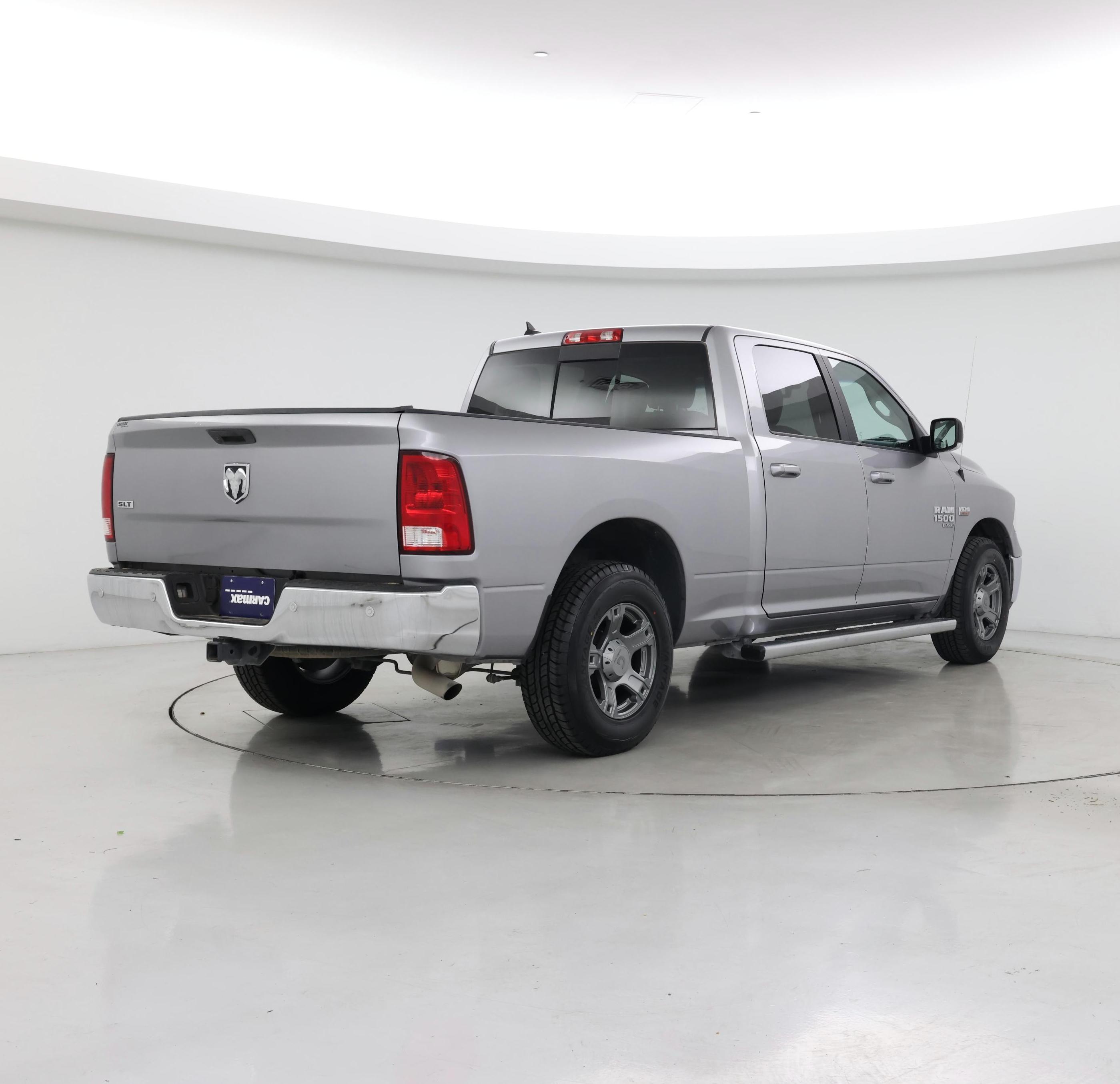 Thumbnail: 2020 RAM 1500 Classic - 8