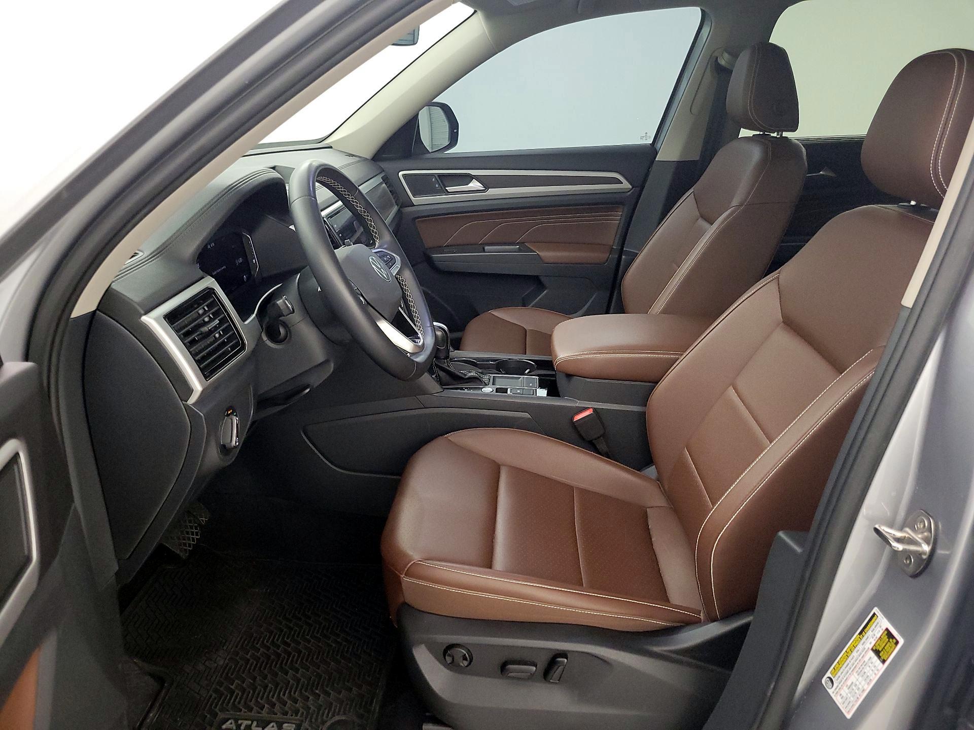 Thumbnail: 2023 Volkswagen Atlas - 11