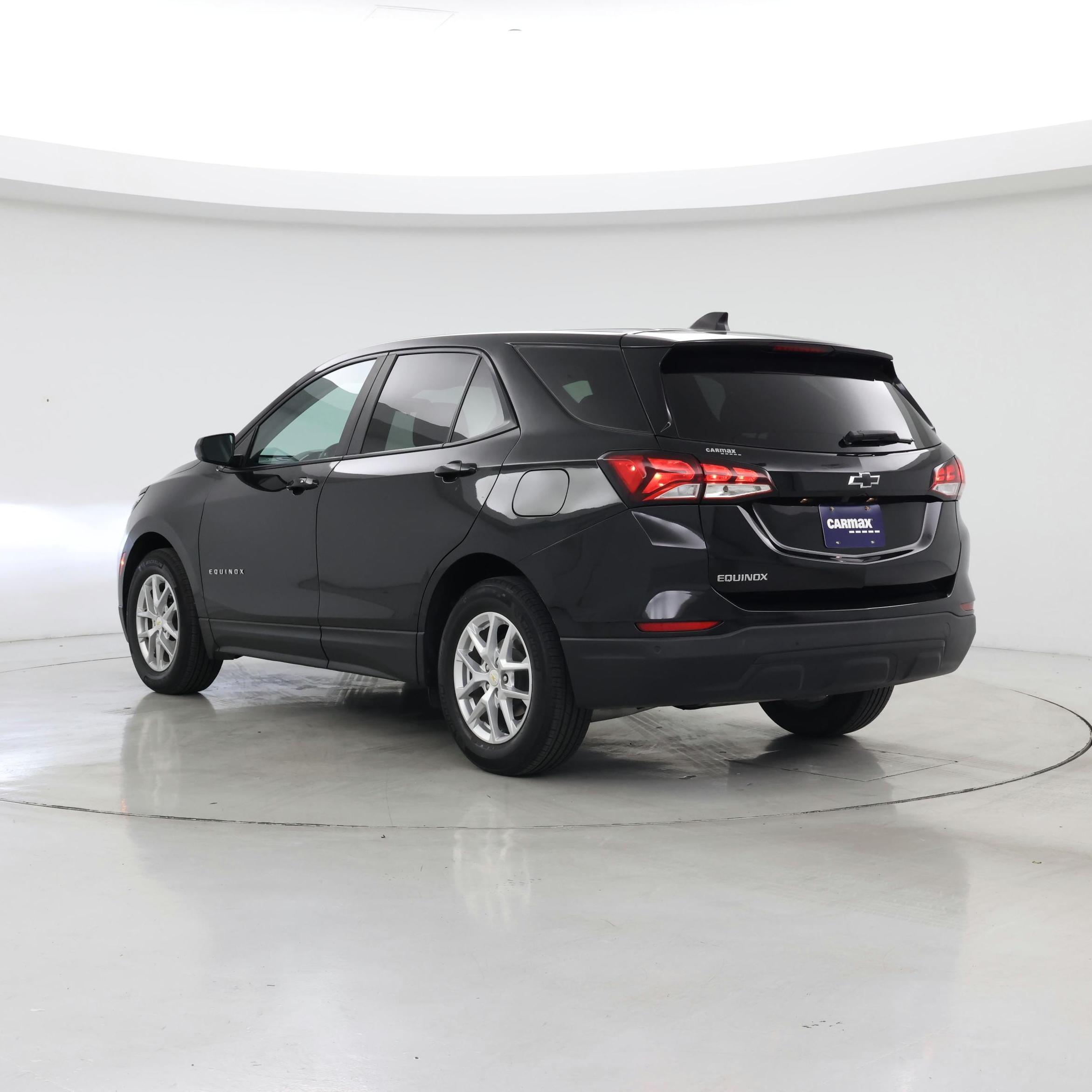Thumbnail: 2022 Chevrolet Equinox - 2