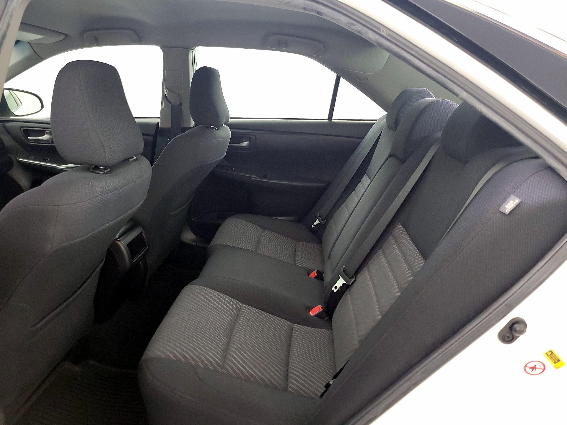 Thumbnail: 2015 Toyota Camry - 19
