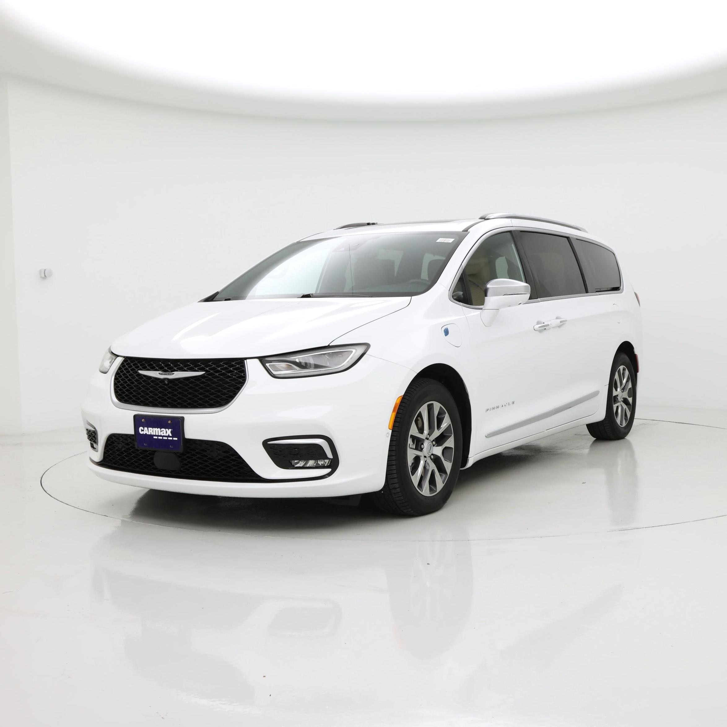 Thumbnail: 2022 Chrysler Pacifica - 4