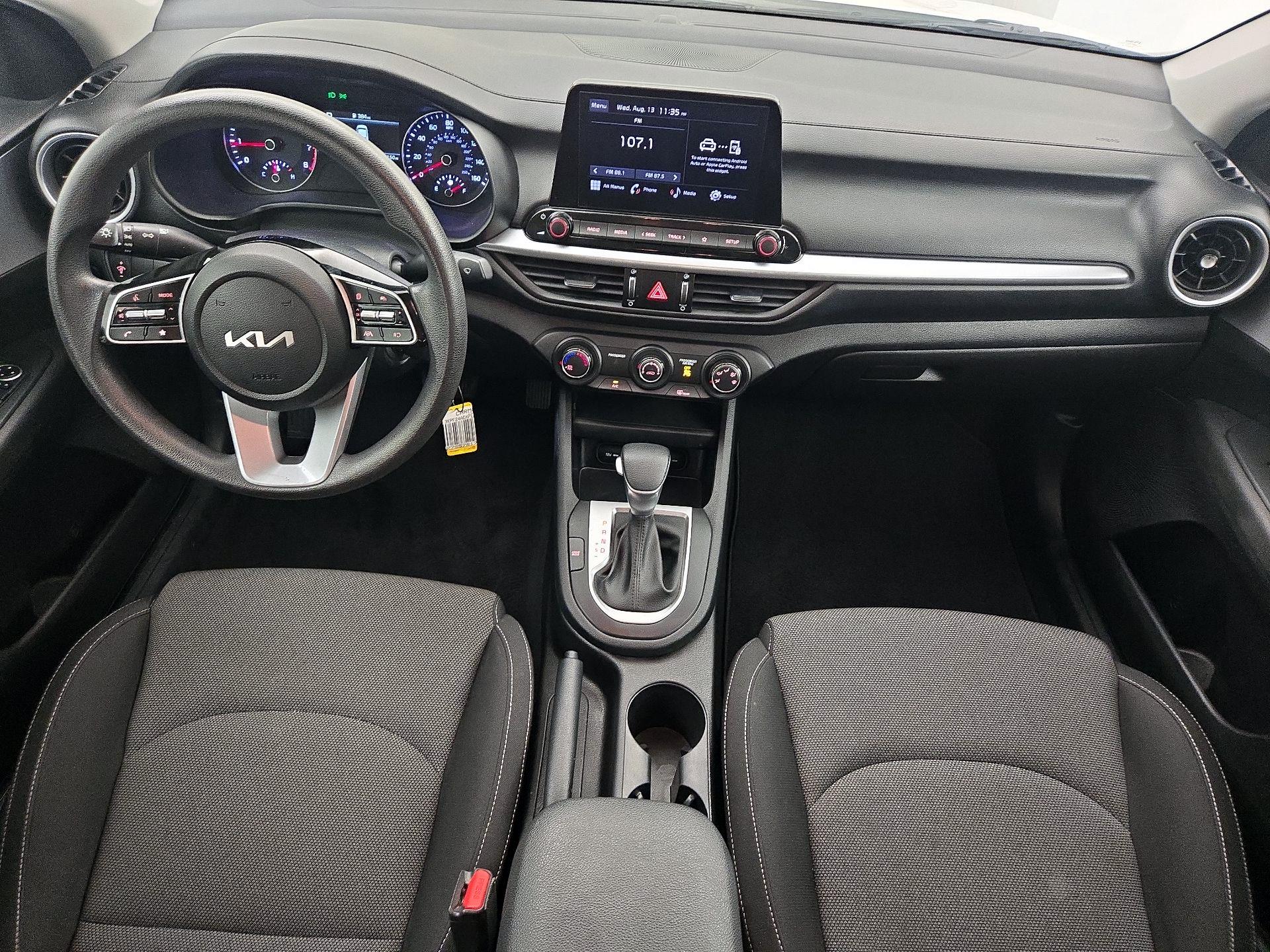 Thumbnail: 2023 Kia Forte - 9