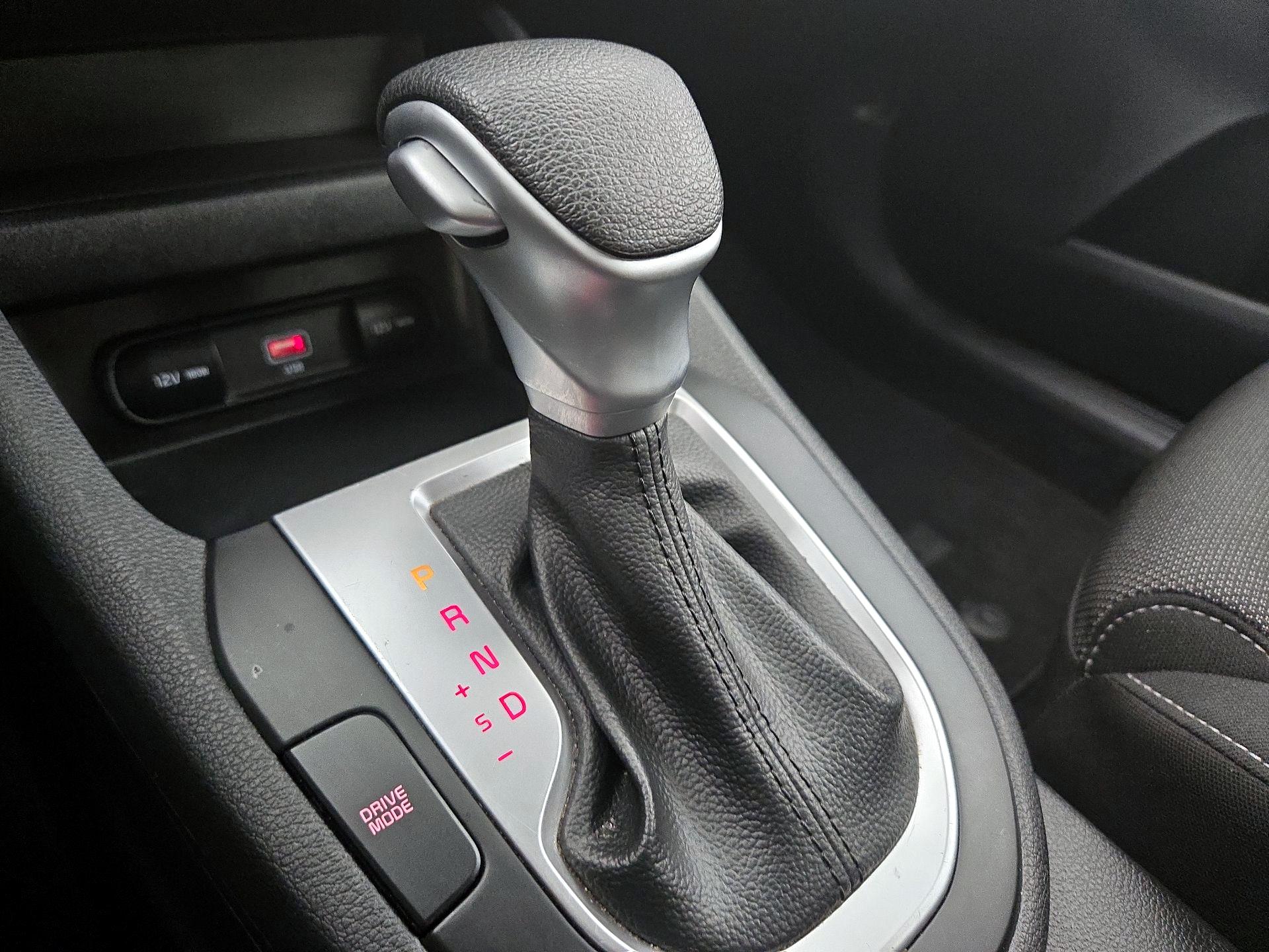 Thumbnail: 2023 Kia Forte - 17