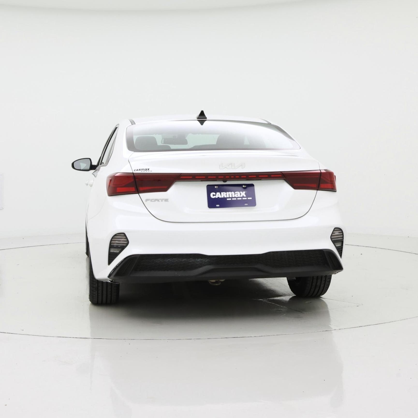 Thumbnail: 2023 Kia Forte - 6
