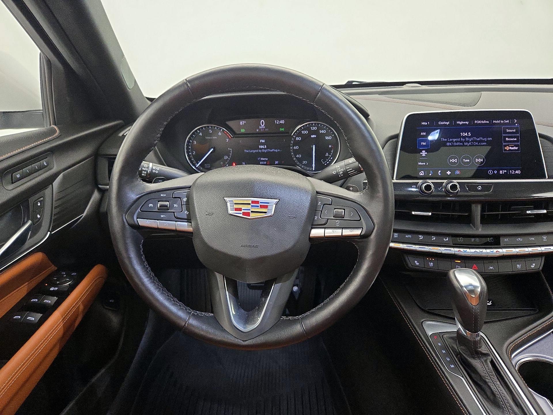 Thumbnail: 2022 Cadillac CT4 - 10