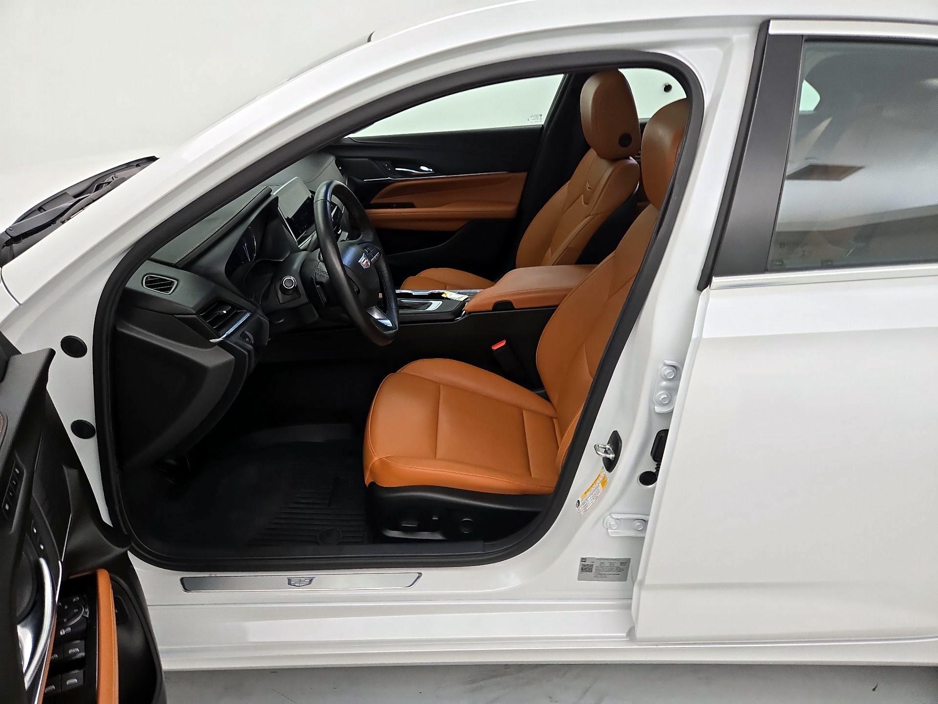 Thumbnail: 2022 Cadillac CT4 - 11