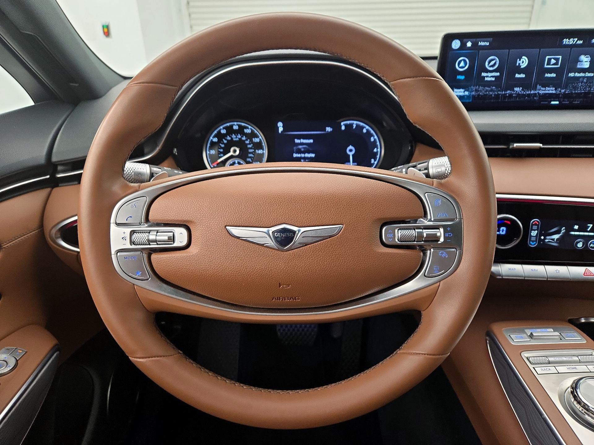 Thumbnail: 2023 Genesis GV70 - 10
