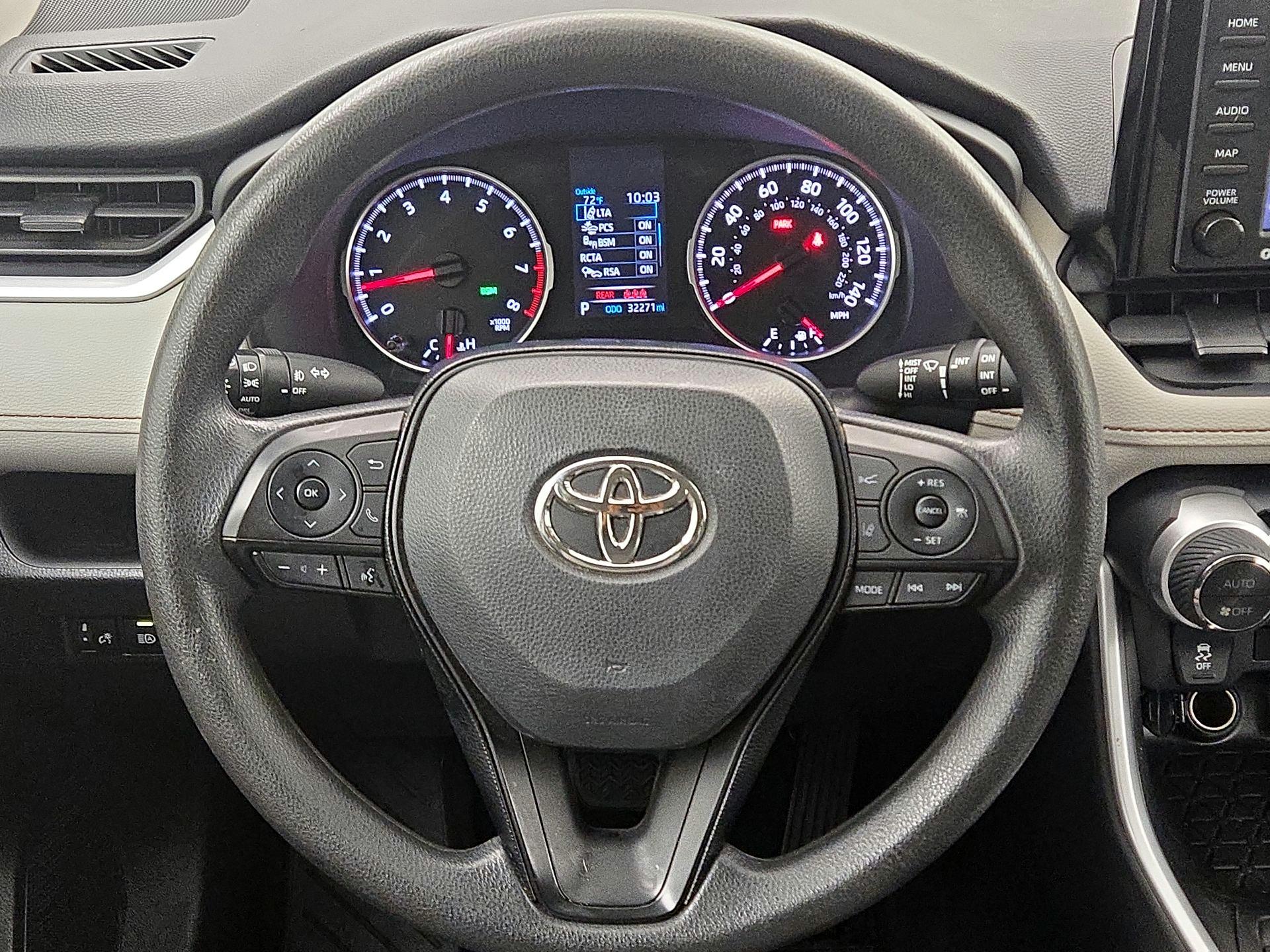 Thumbnail: 2020 Toyota RAV4 - 10