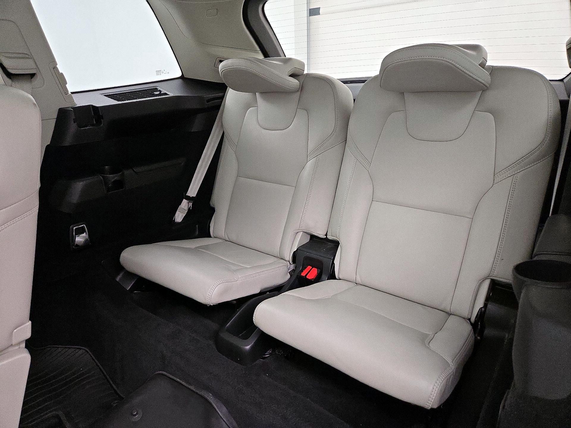 Thumbnail: 2021 Volvo XC90 - 20