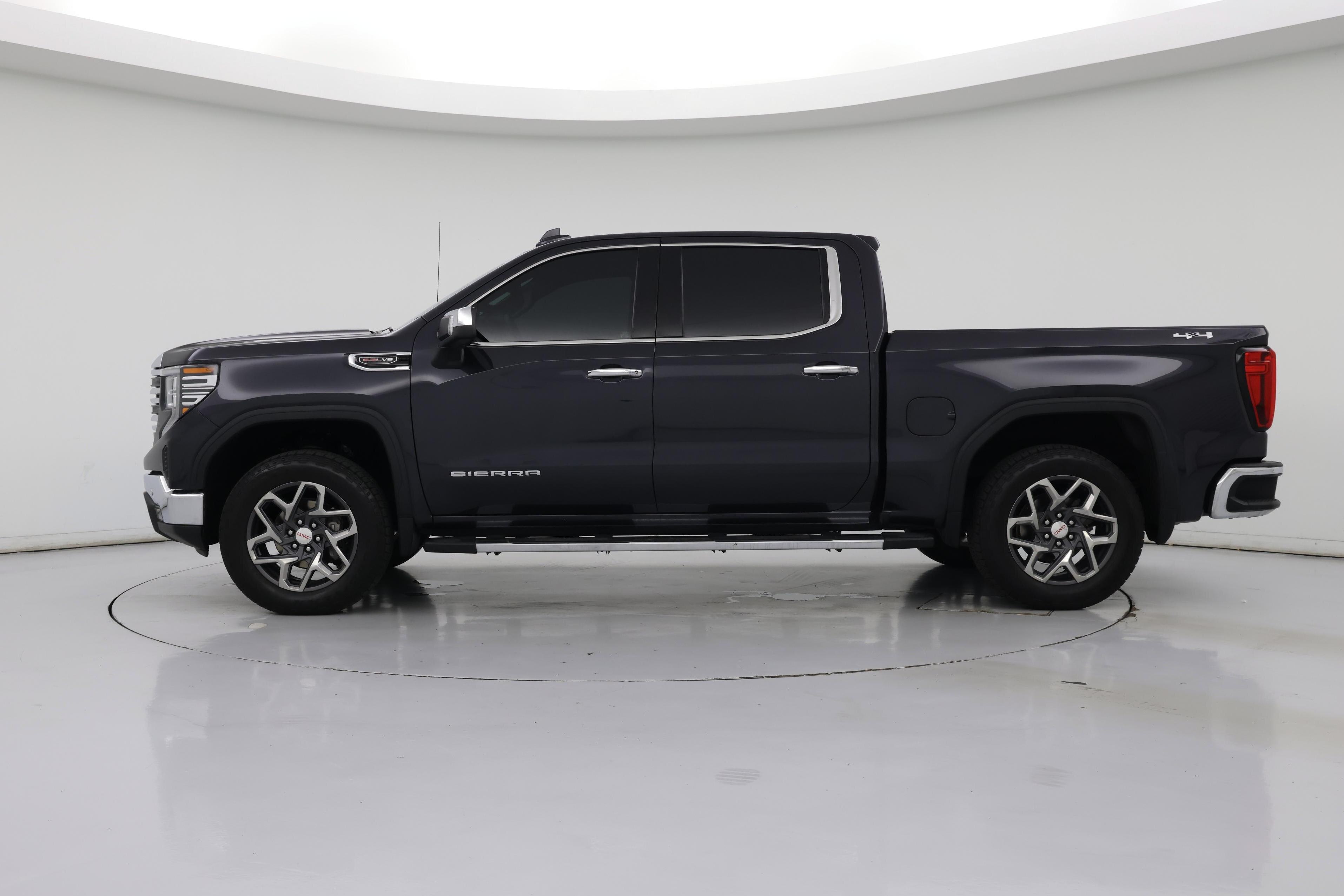 Thumbnail: 2022 GMC Sierra 1500 - 3