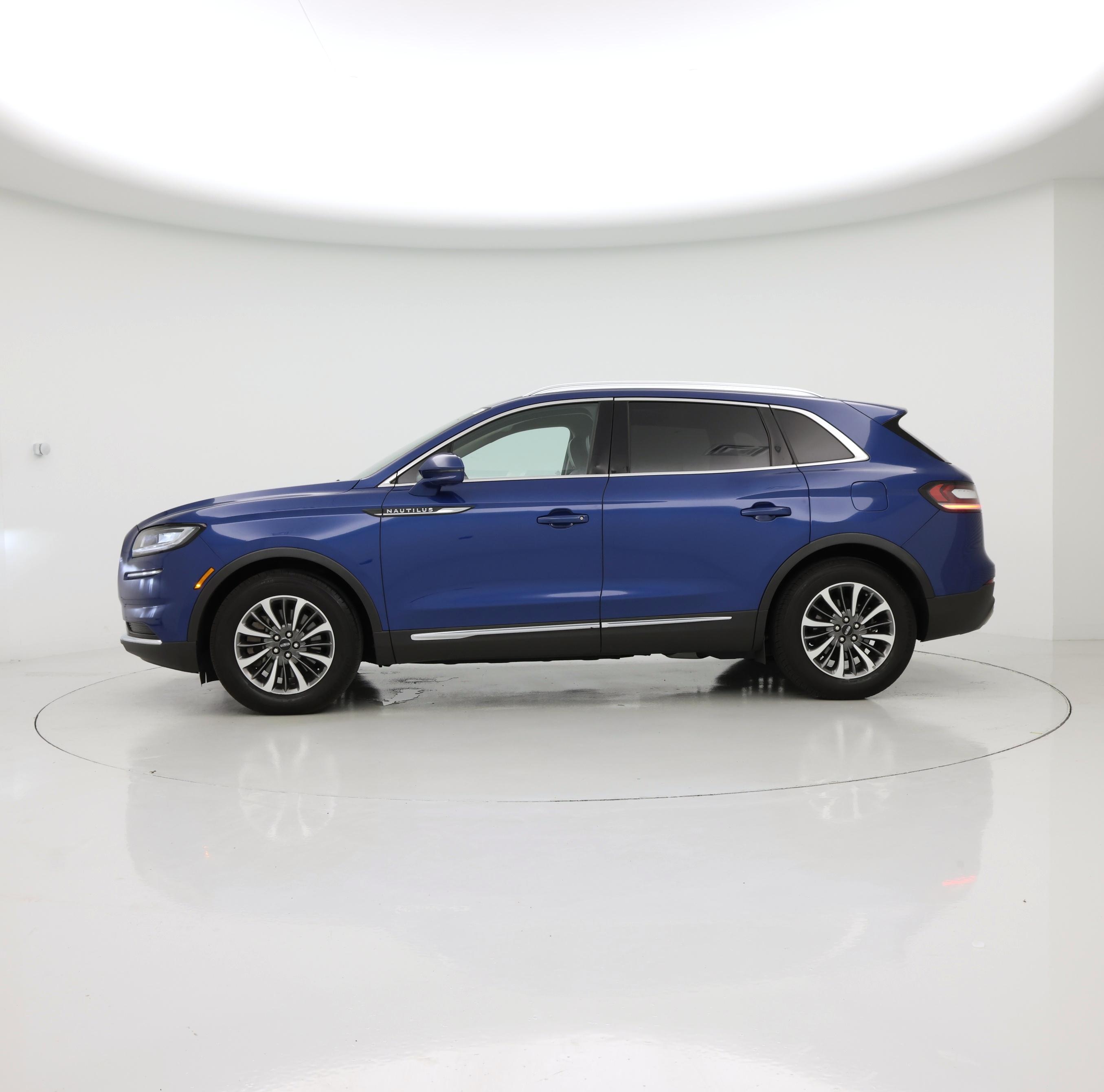 Thumbnail: 2021 Lincoln Nautilus - 3