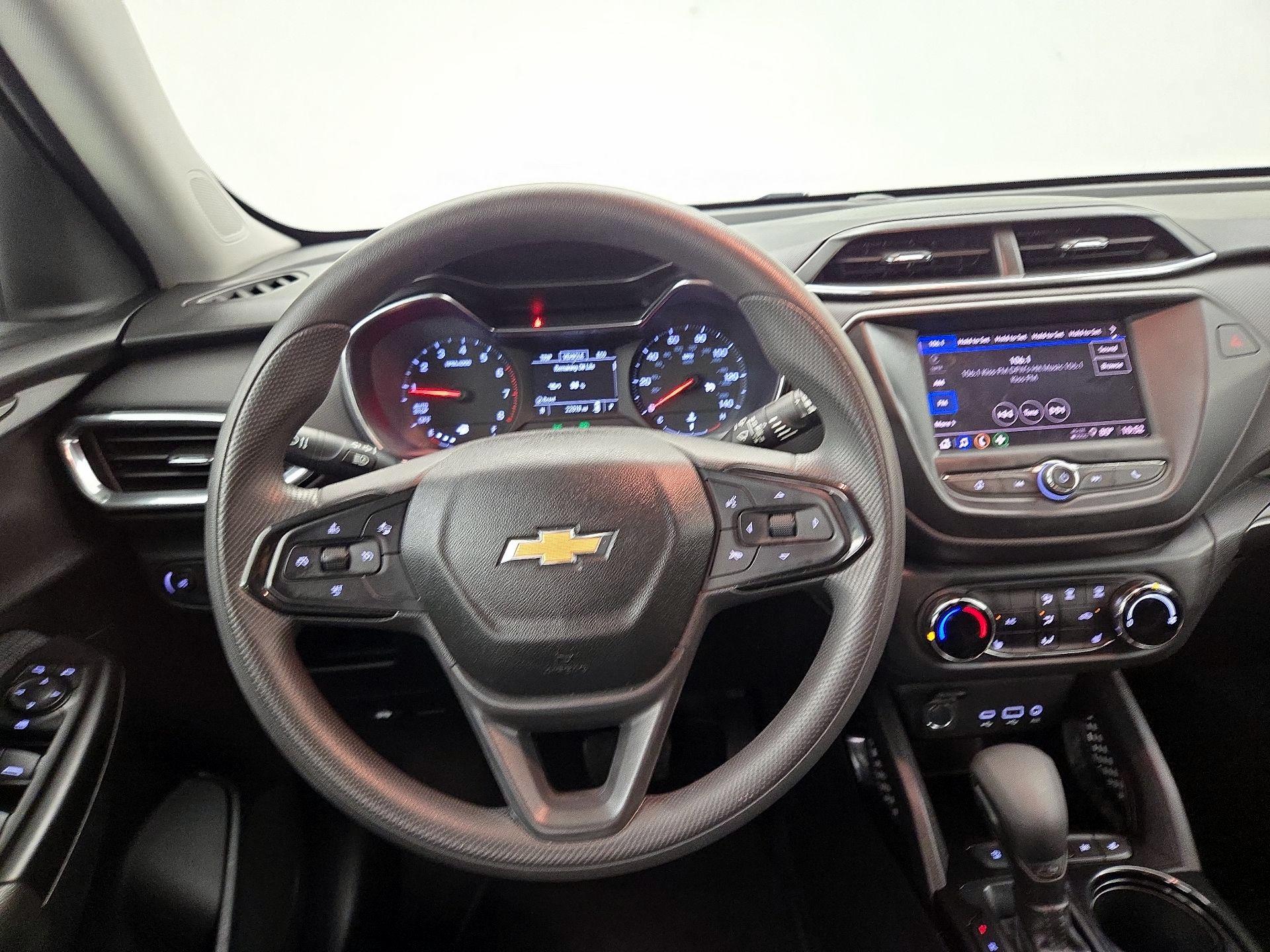 Thumbnail: 2022 Chevrolet TrailBlazer - 10