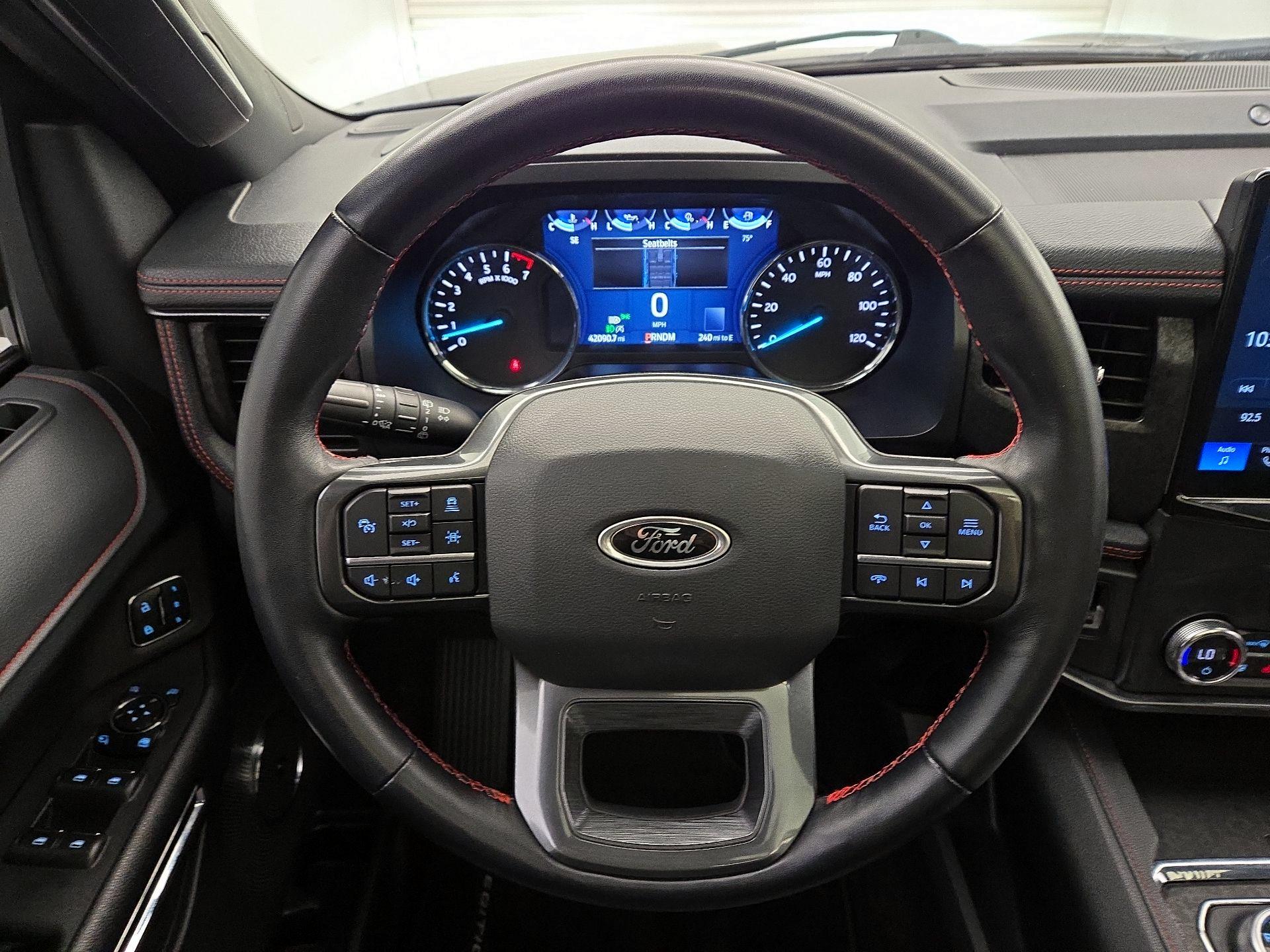 Thumbnail: 2022 Ford Expedition - 10
