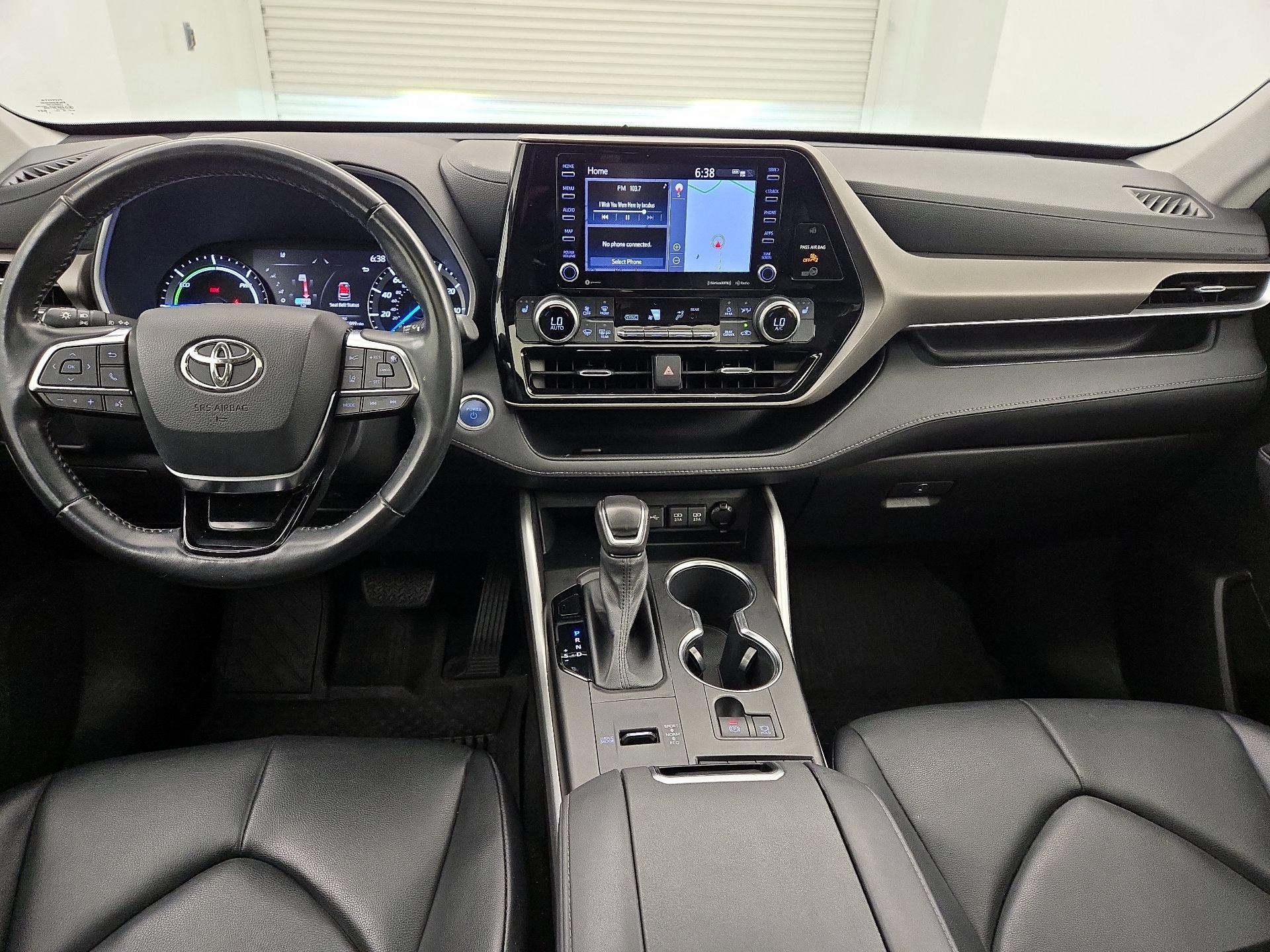Thumbnail: 2021 Toyota Highlander - 9