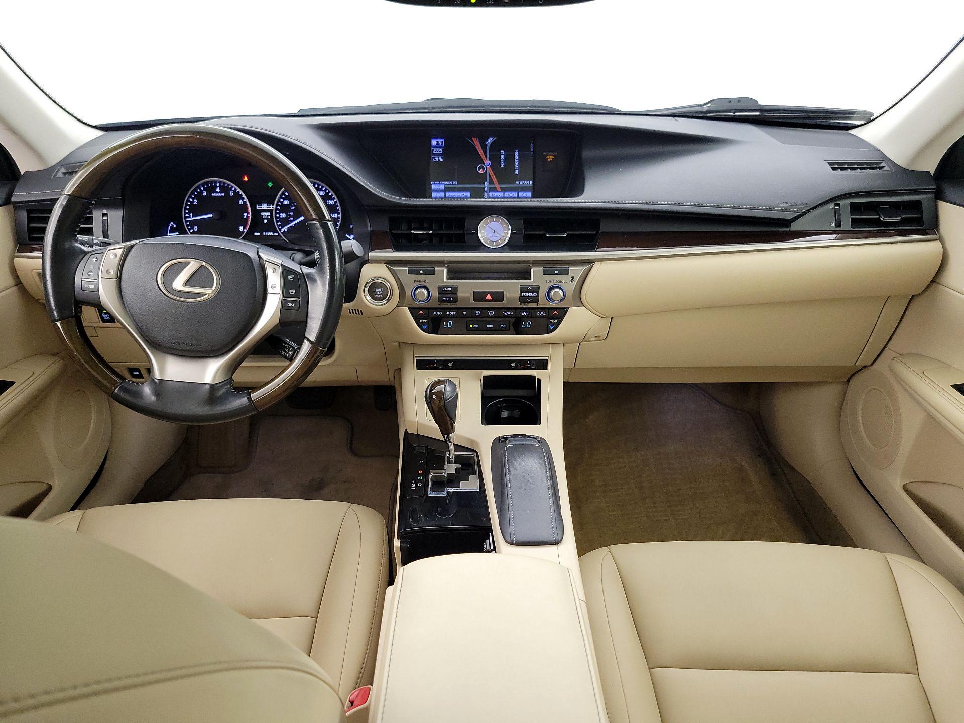 Thumbnail: 2013 Lexus ES - 9