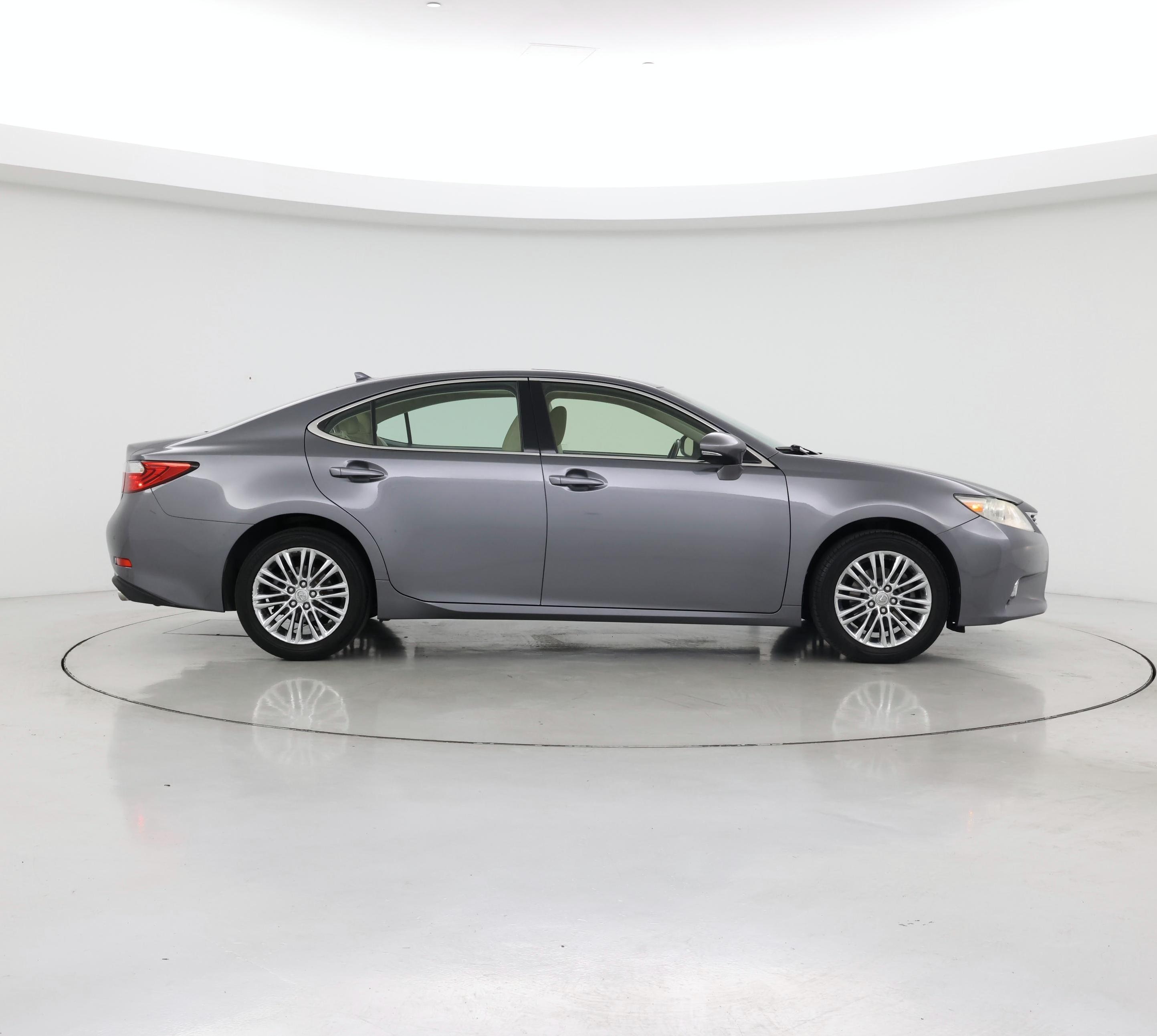 Thumbnail: 2013 Lexus ES - 7