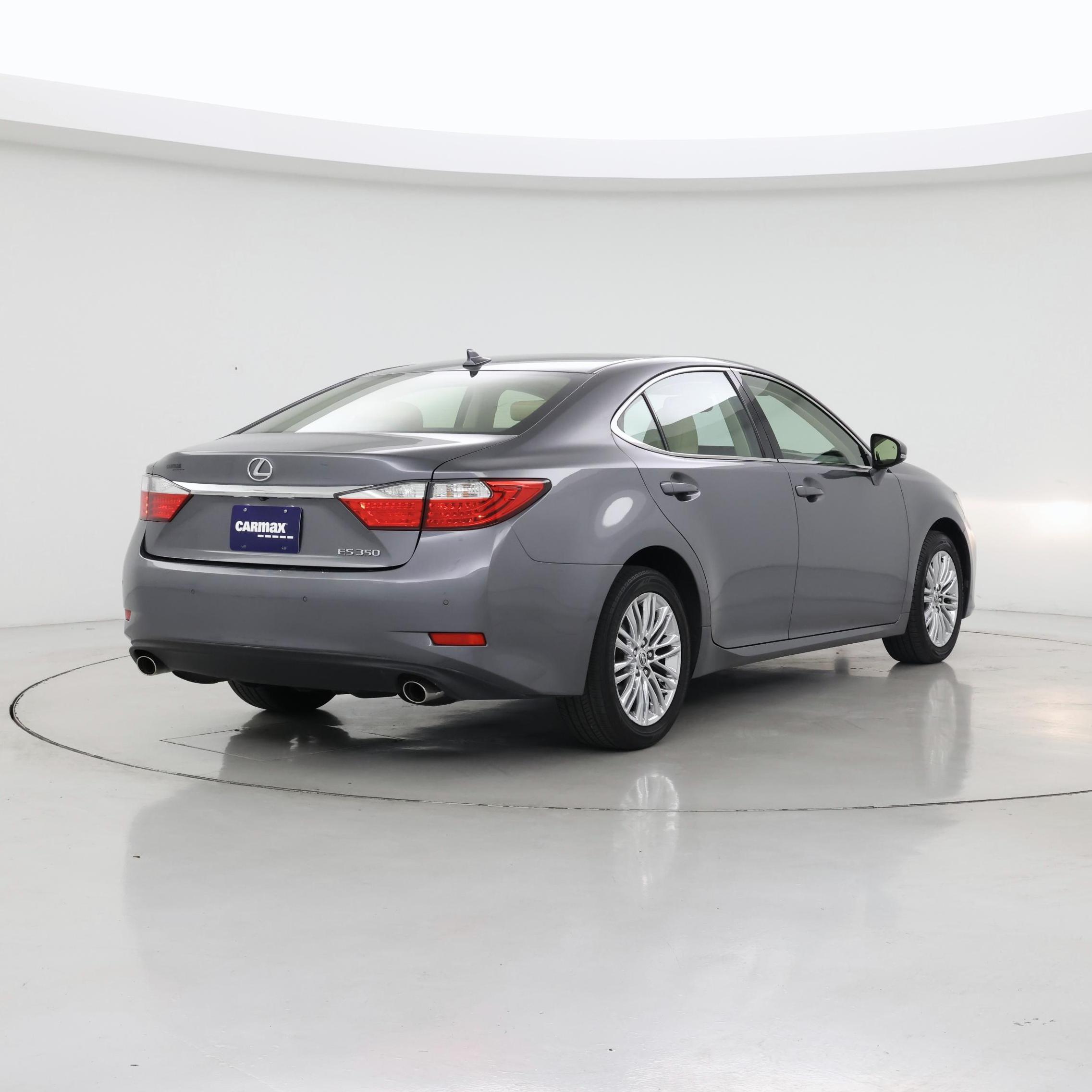 Thumbnail: 2013 Lexus ES - 8