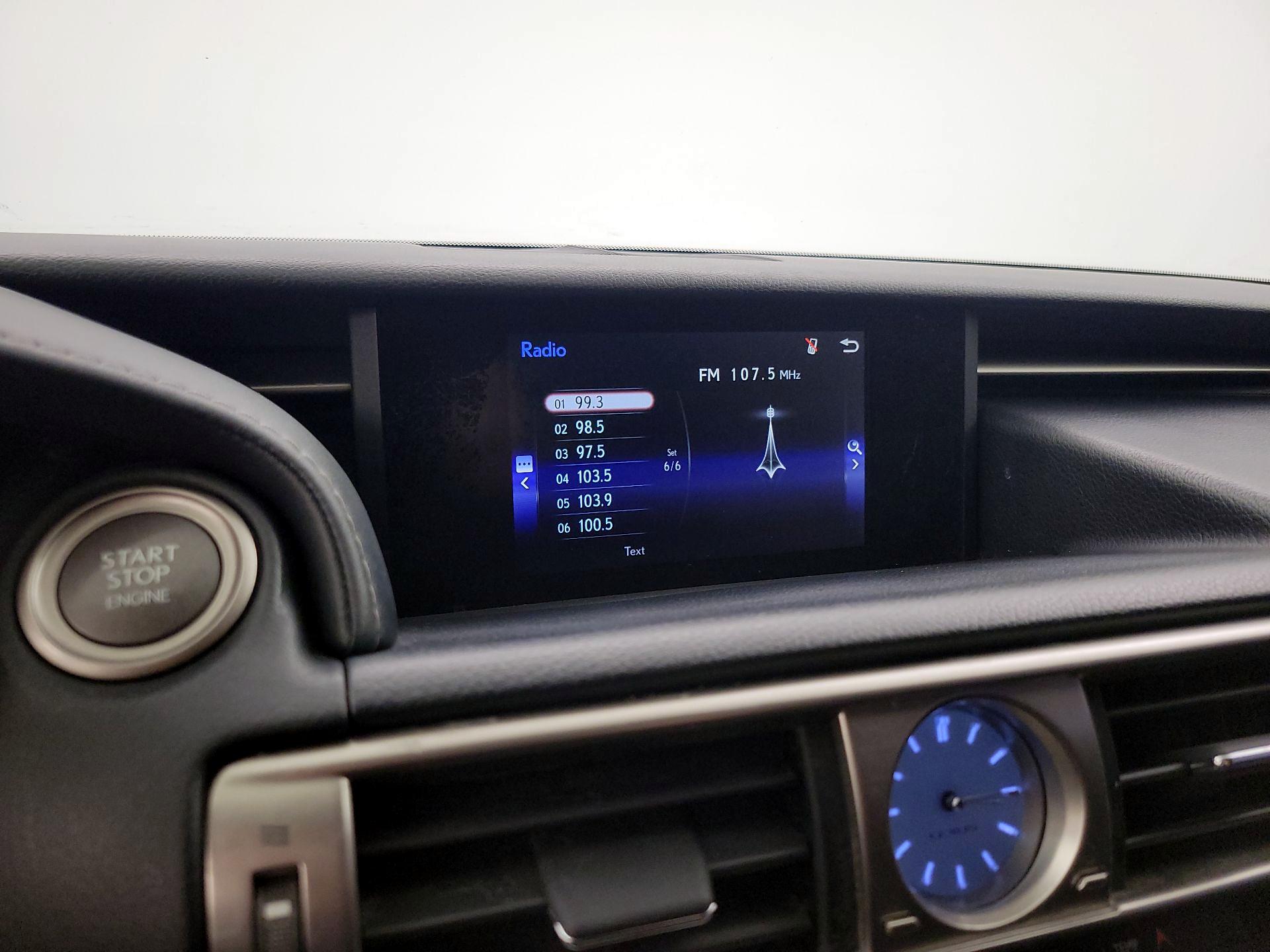 Thumbnail: 2015 Lexus IS - 15