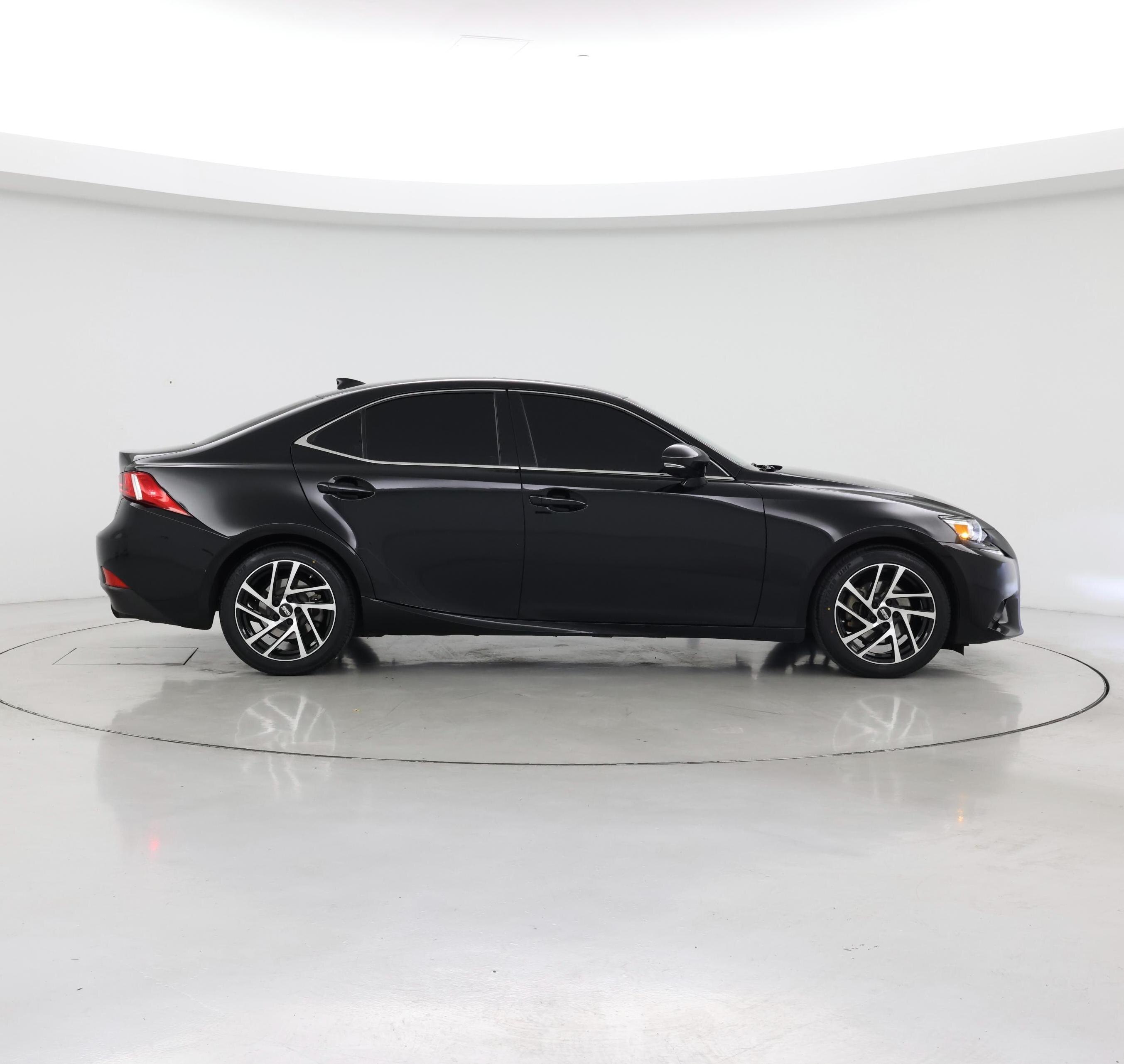 Thumbnail: 2015 Lexus IS - 7