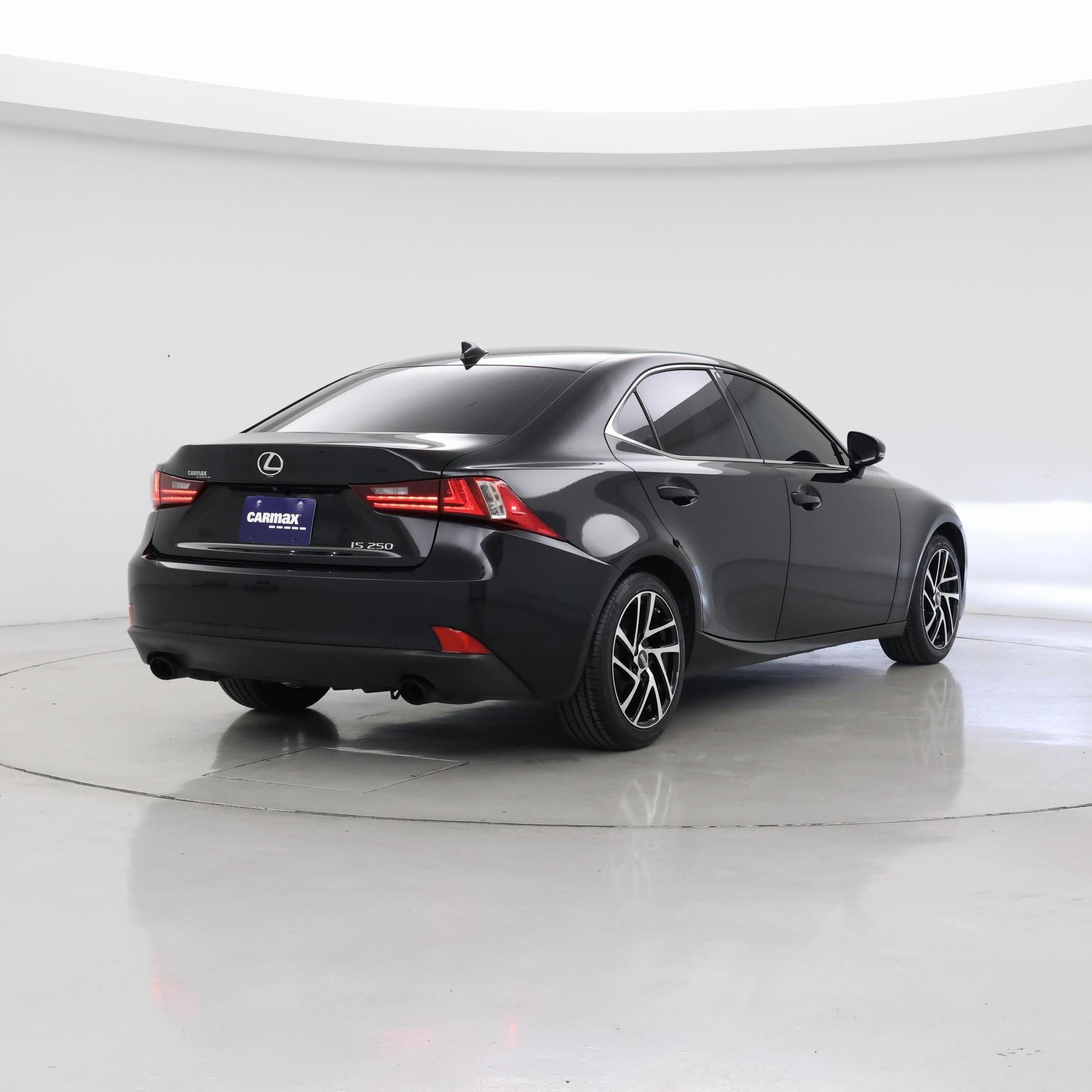 Thumbnail: 2015 Lexus IS - 8