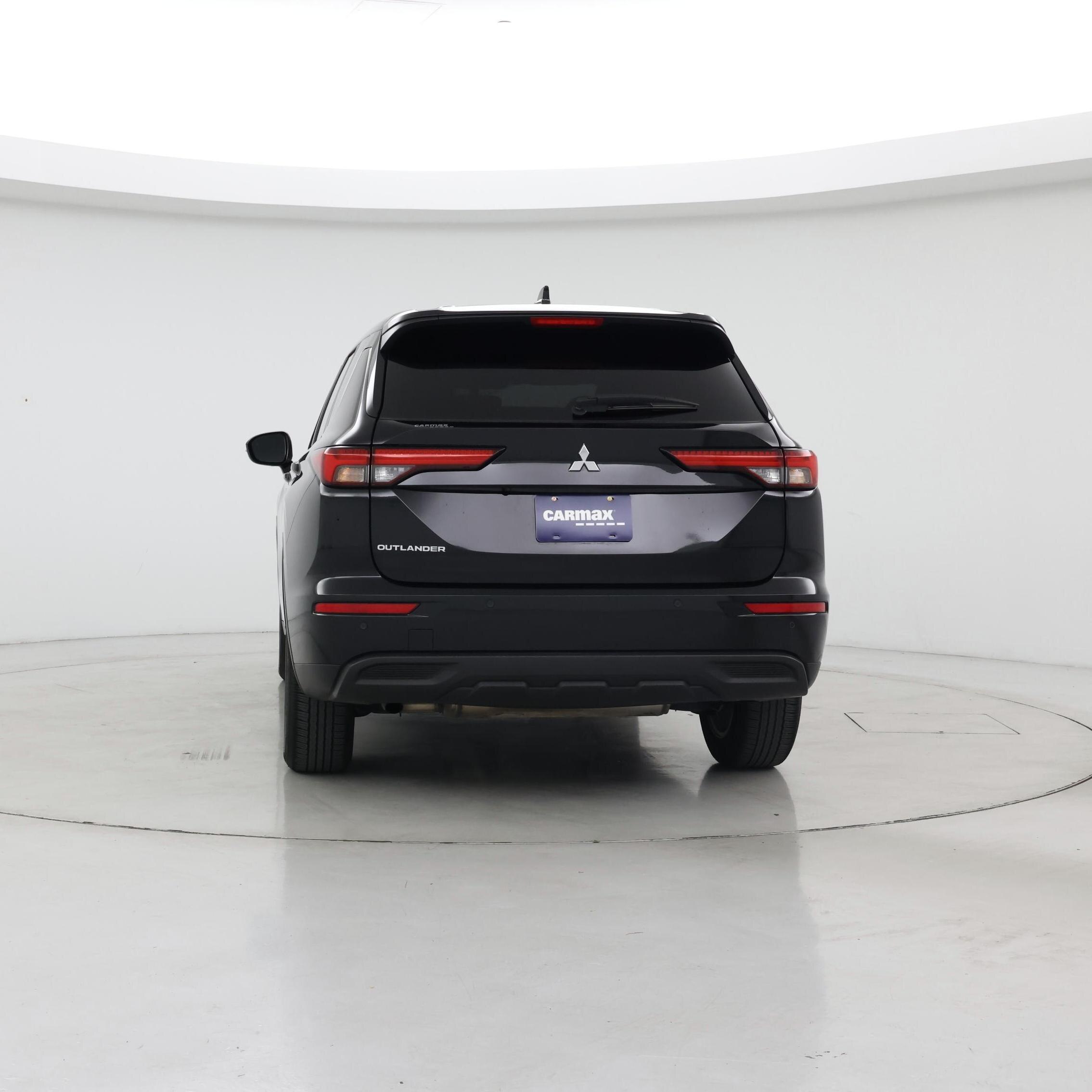 Thumbnail: 2024 Mitsubishi Outlander - 6