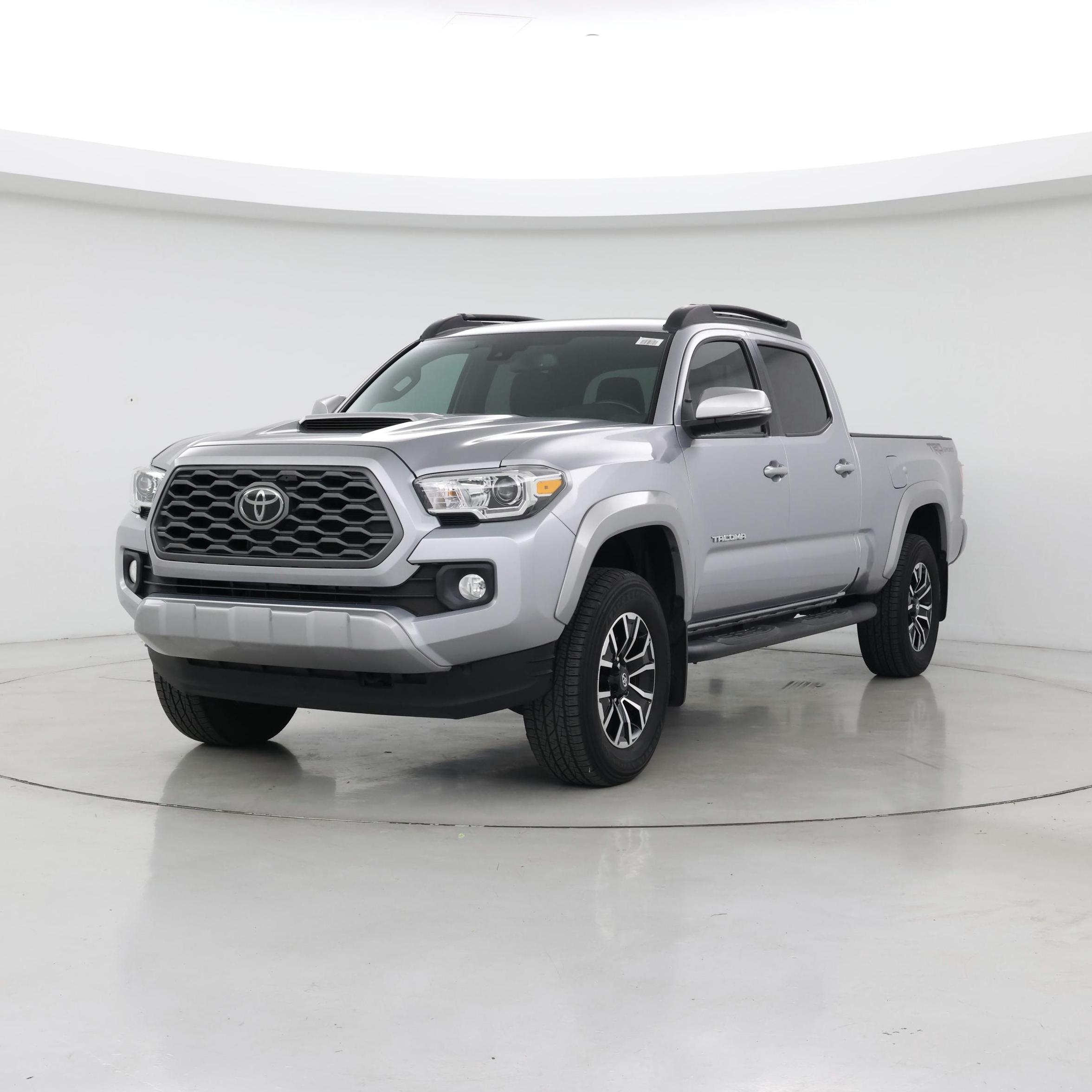 Thumbnail: 2021 Toyota Tacoma - 4